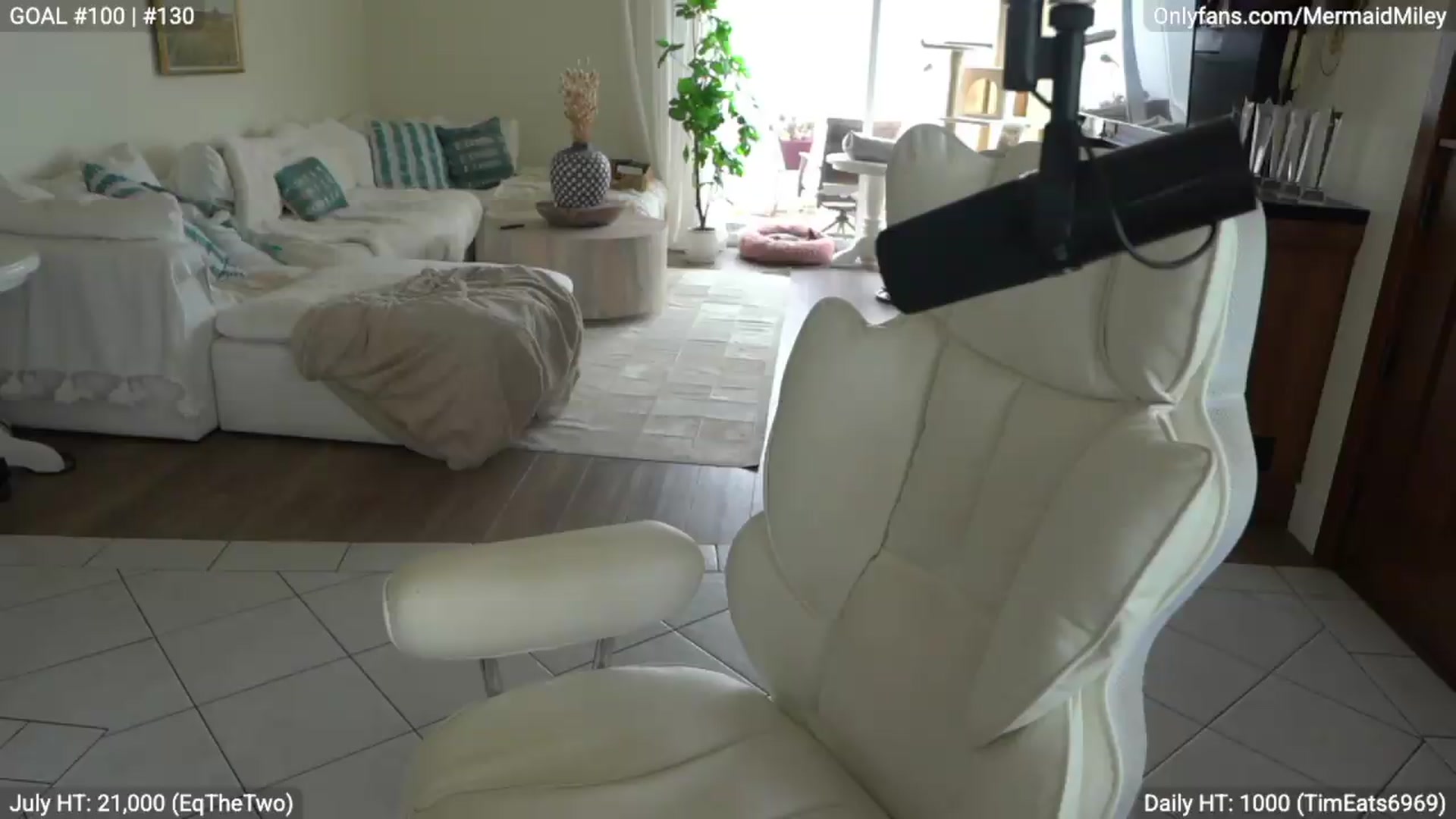 Gallery image thumbnail from Mermaidmiley's myfreecams stream on, 07/26/2026, 19:14 image 11 of 20