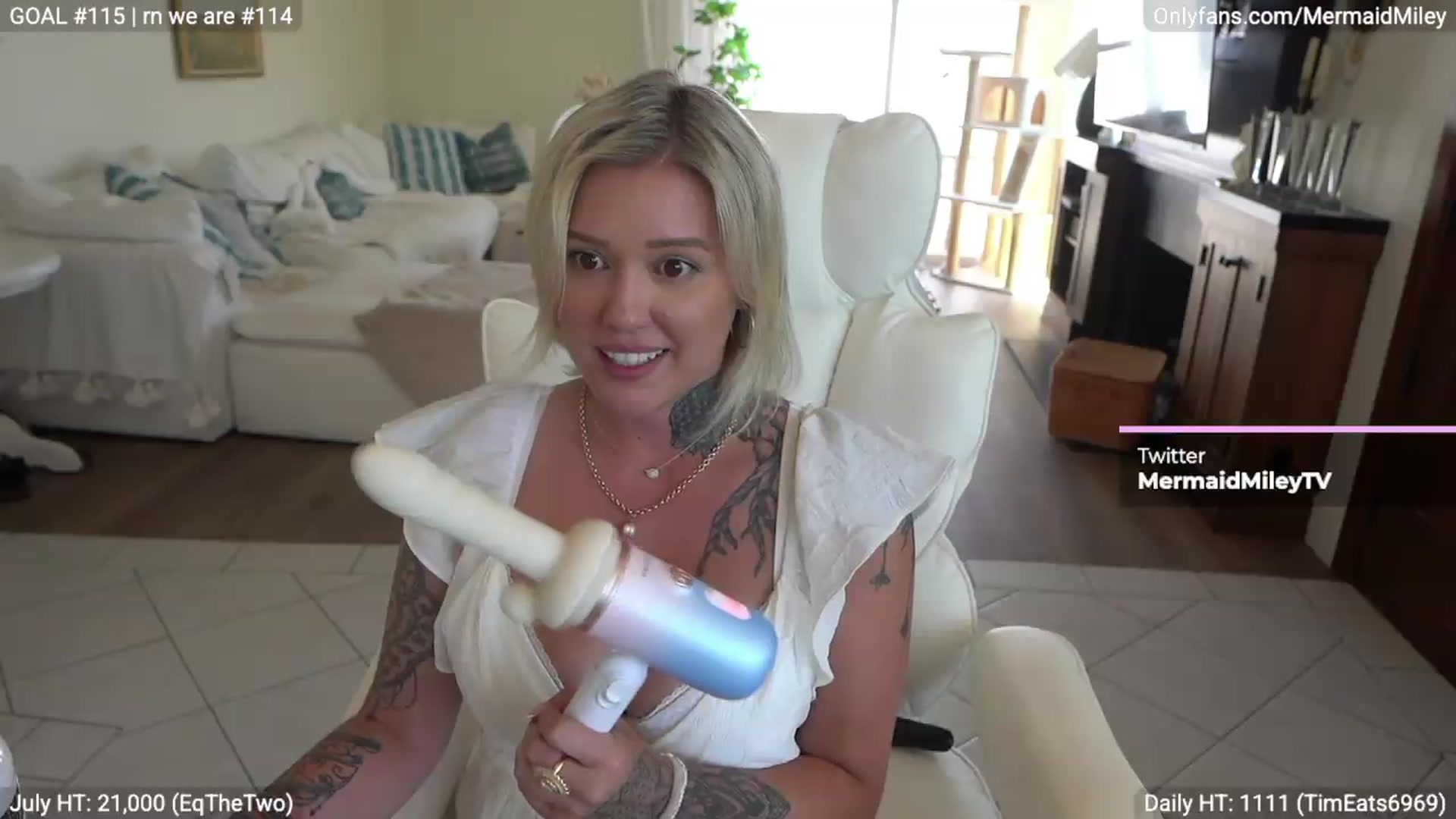 Gallery image thumbnail from Mermaidmiley's myfreecams stream on, 07/30/2026, 22:59 image 17 of 20