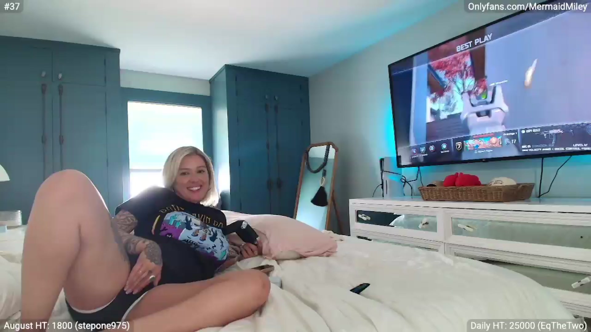 Gallery image thumbnail from Mermaidmiley's myfreecams stream on, 08/02/2026, 22:38 image 6 of 20