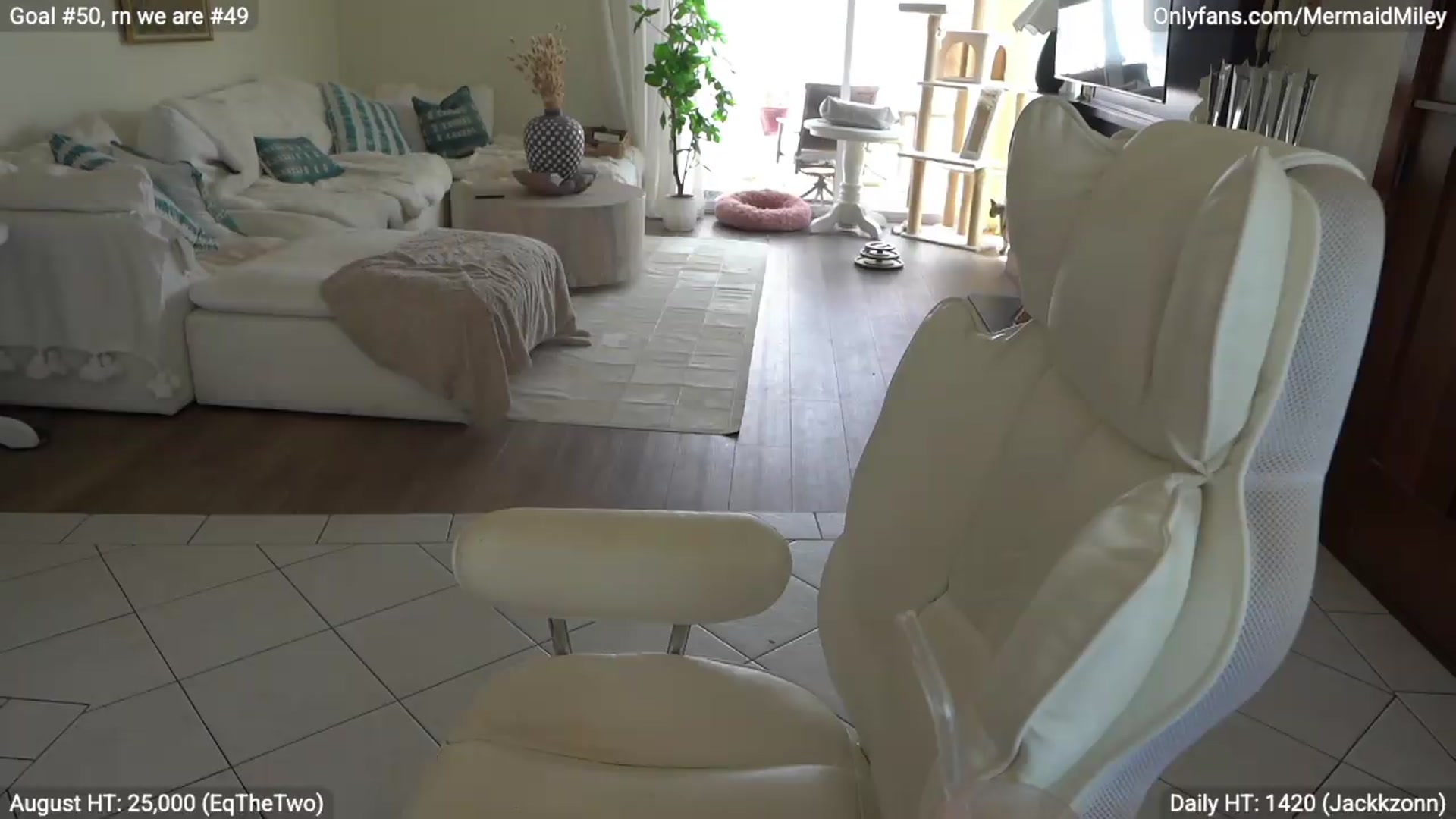 Gallery image thumbnail from Mermaidmiley's myfreecams stream on, 08/05/2026, 22:21 image 18 of 20
