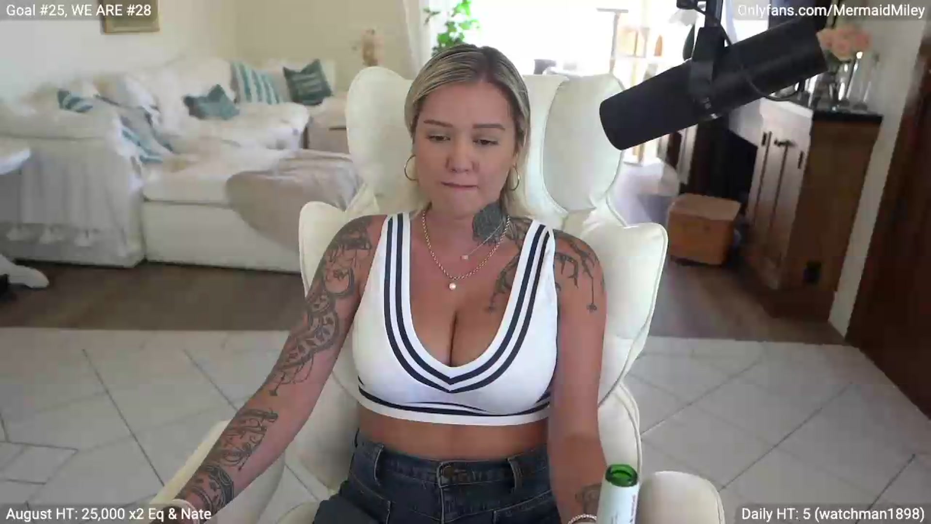 Gallery image thumbnail from Mermaidmiley's myfreecams stream on, 08/17/2026, 20:17 image 12 of 20