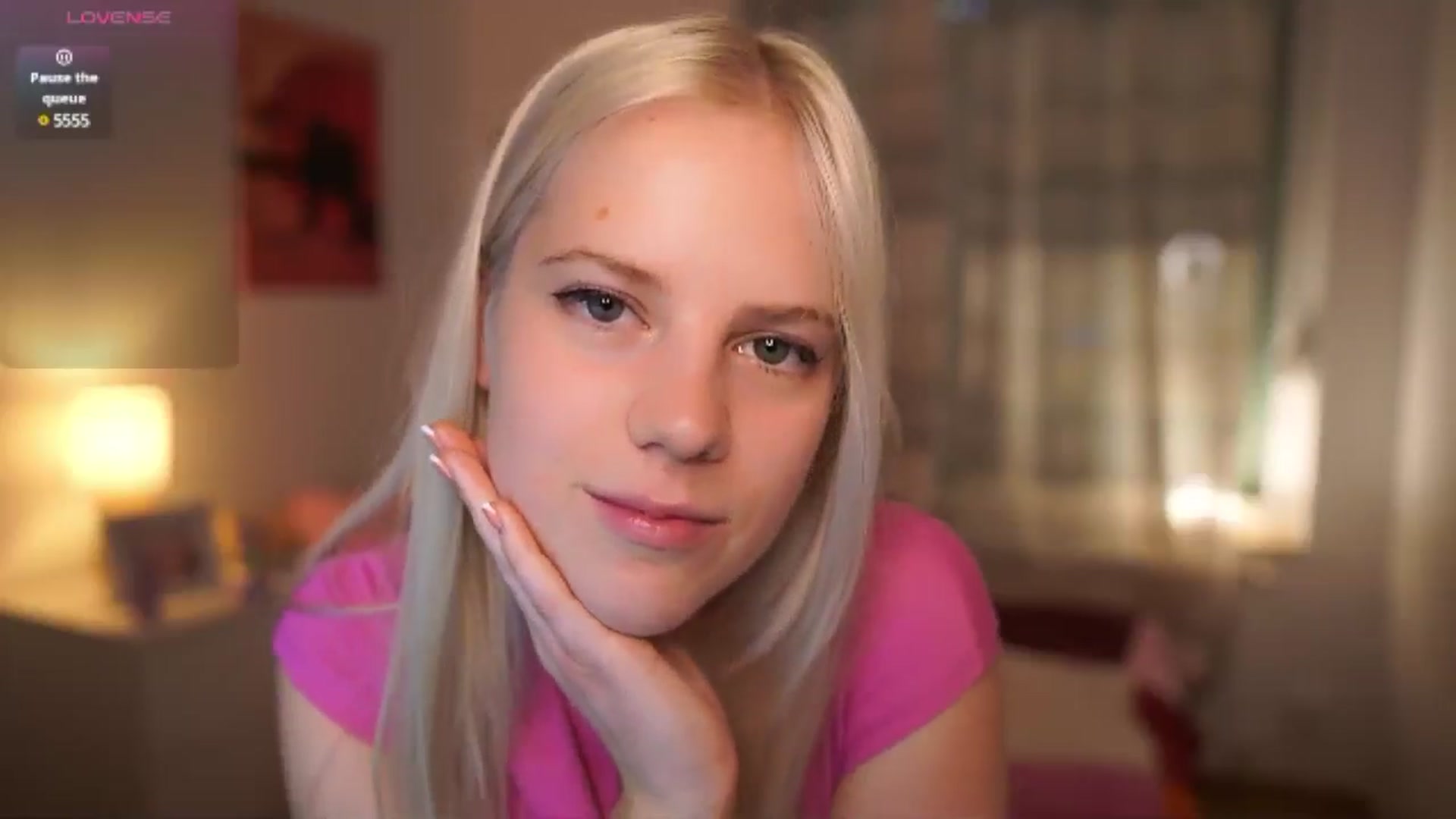 Gallery image thumbnail from Merrilyn__'s myfreecams stream on, 04/27/2025, 15:32 image 15 of 20