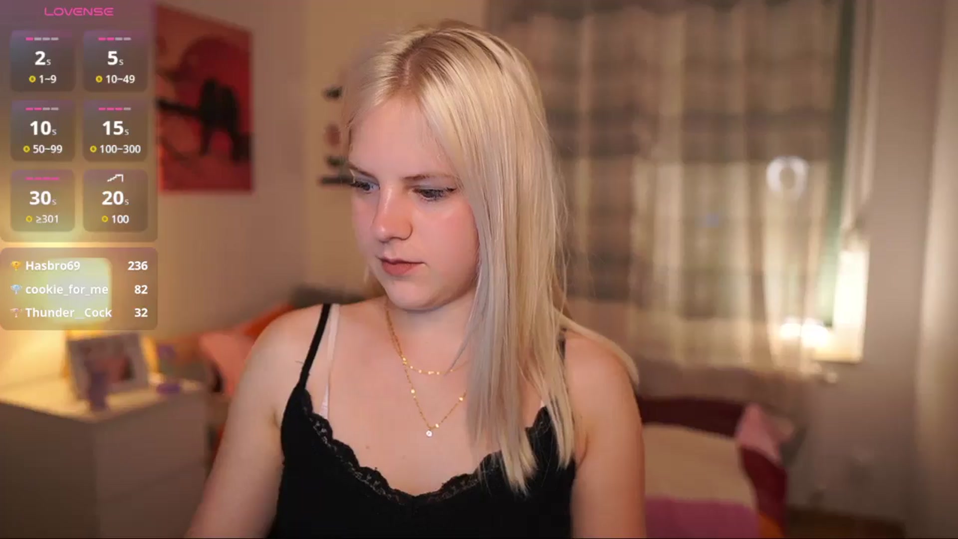 Gallery image thumbnail from Merrilyn__'s myfreecams stream on, 04/28/2025, 18:46 image 16 of 20