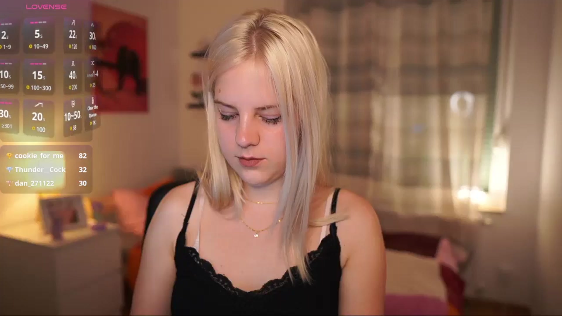 Gallery image thumbnail from Merrilyn__'s myfreecams stream on, 04/28/2025, 18:46 image 8 of 20