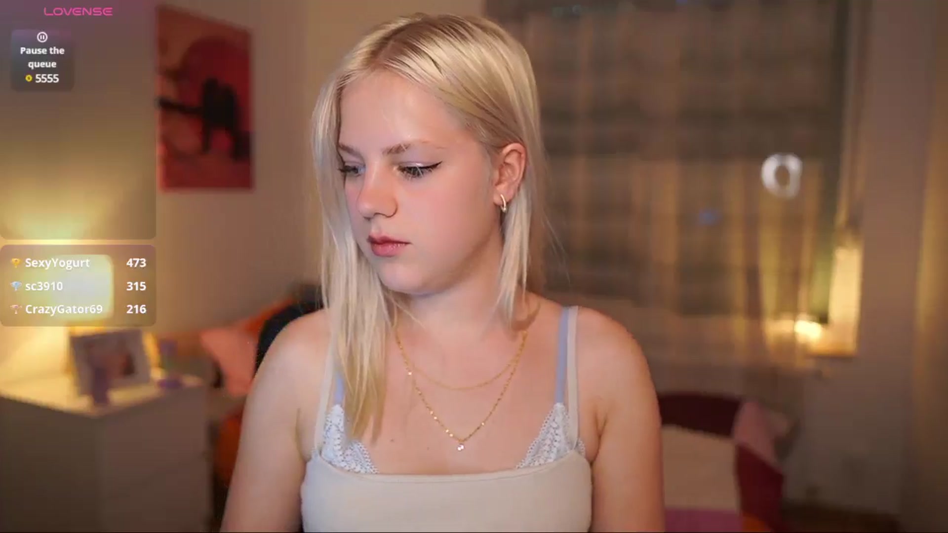 Gallery image thumbnail from Merrilyn__'s myfreecams stream on, 04/29/2025, 15:04 image 10 of 20