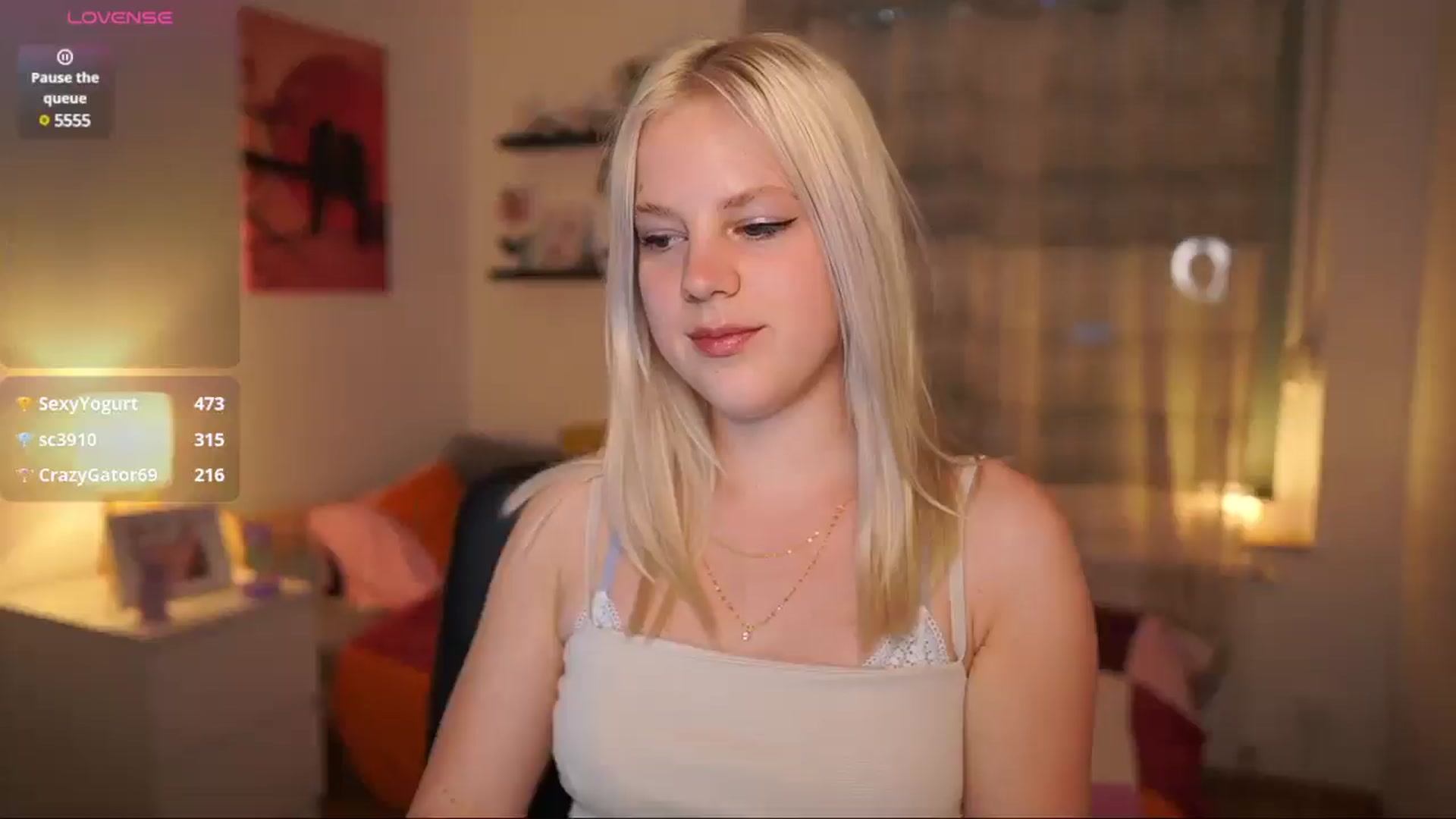 Gallery image thumbnail from Merrilyn__'s myfreecams stream on, 04/29/2025, 15:34 image 1 of 20