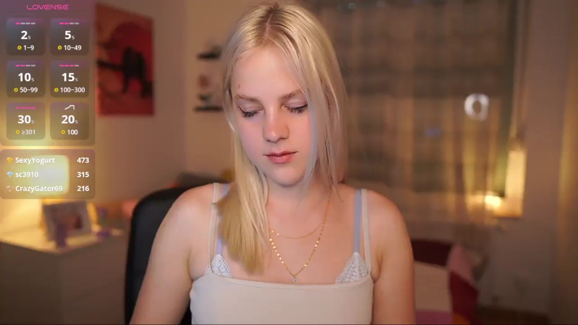 Gallery image thumbnail from Merrilyn__'s myfreecams stream on, 04/29/2025, 15:34 image 14 of 20