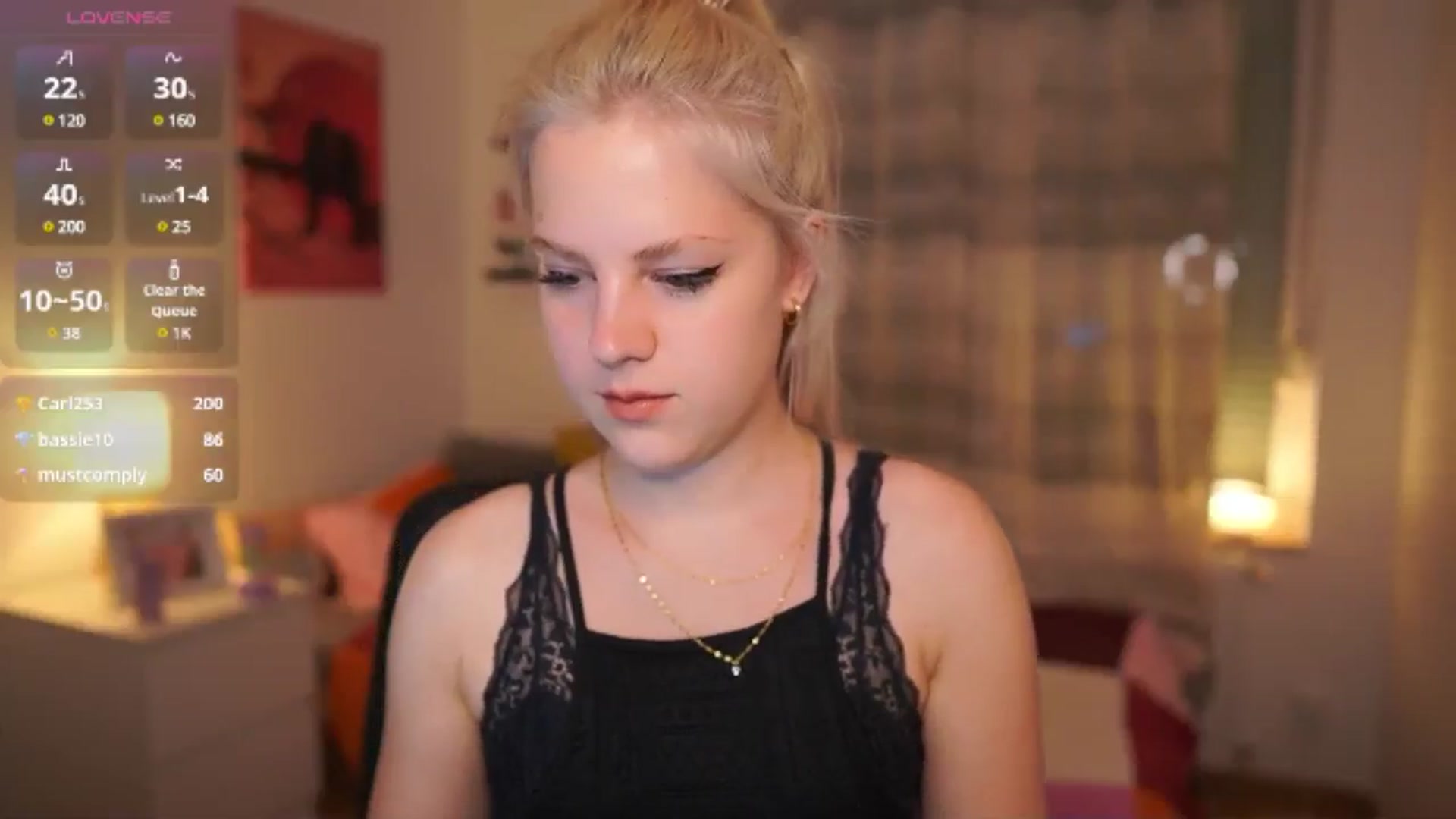 Gallery image thumbnail from Merrilyn__'s myfreecams stream on, 04/30/2025, 14:51 image 14 of 20
