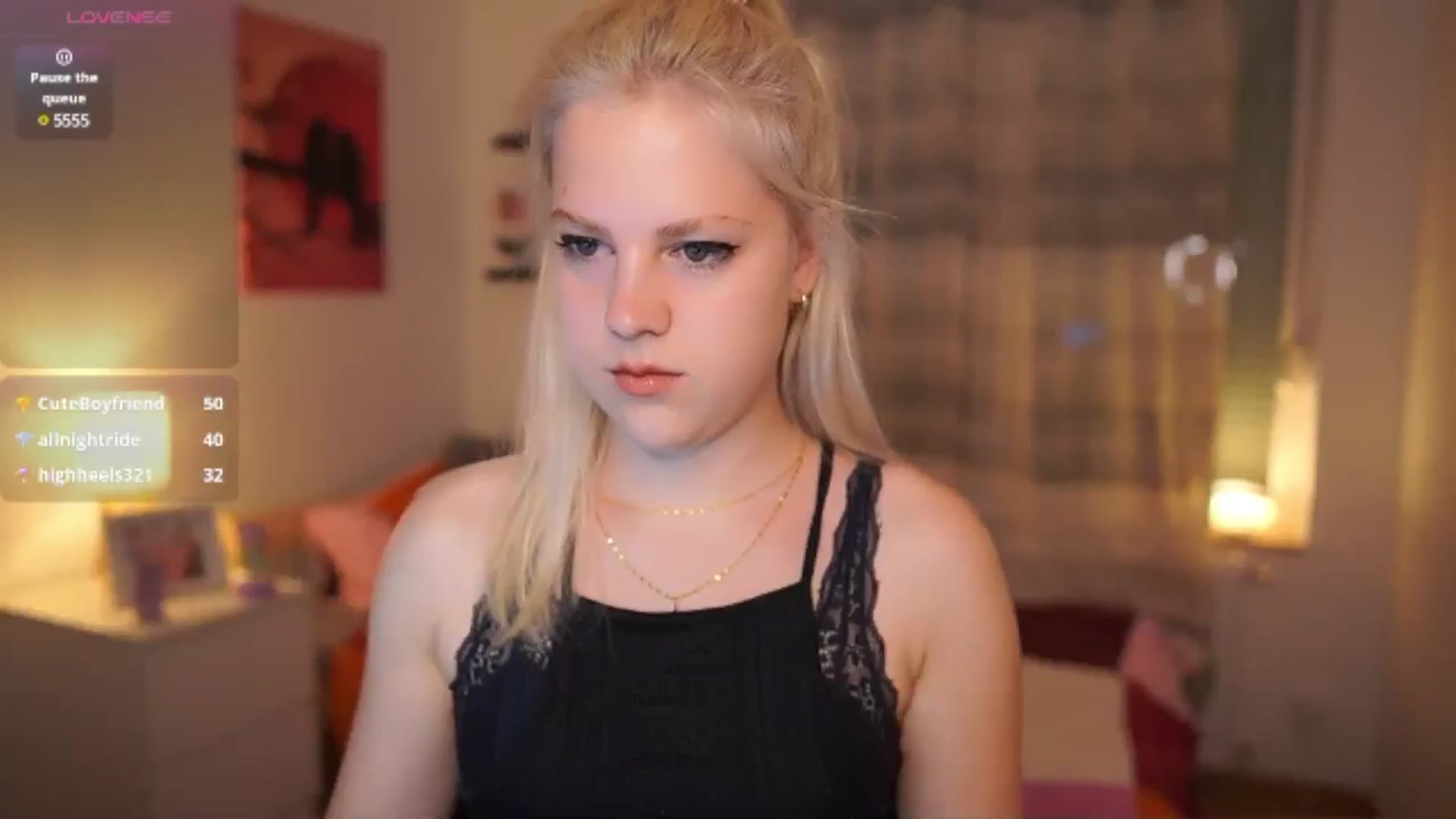 Gallery image thumbnail from Merrilyn__'s myfreecams stream on, 04/30/2025, 14:51 image 8 of 20