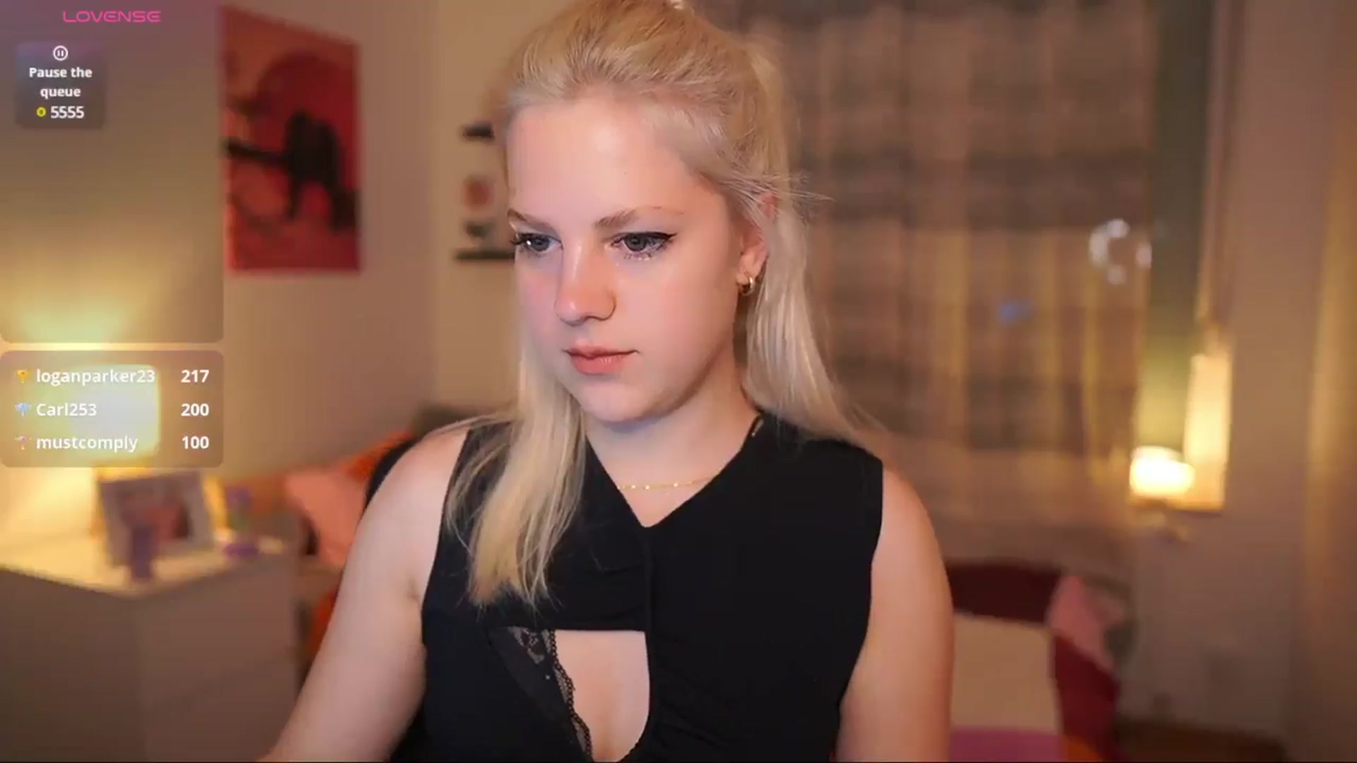 Gallery image thumbnail from Merrilyn__'s myfreecams stream on, 04/30/2025, 15:05 image 5 of 20