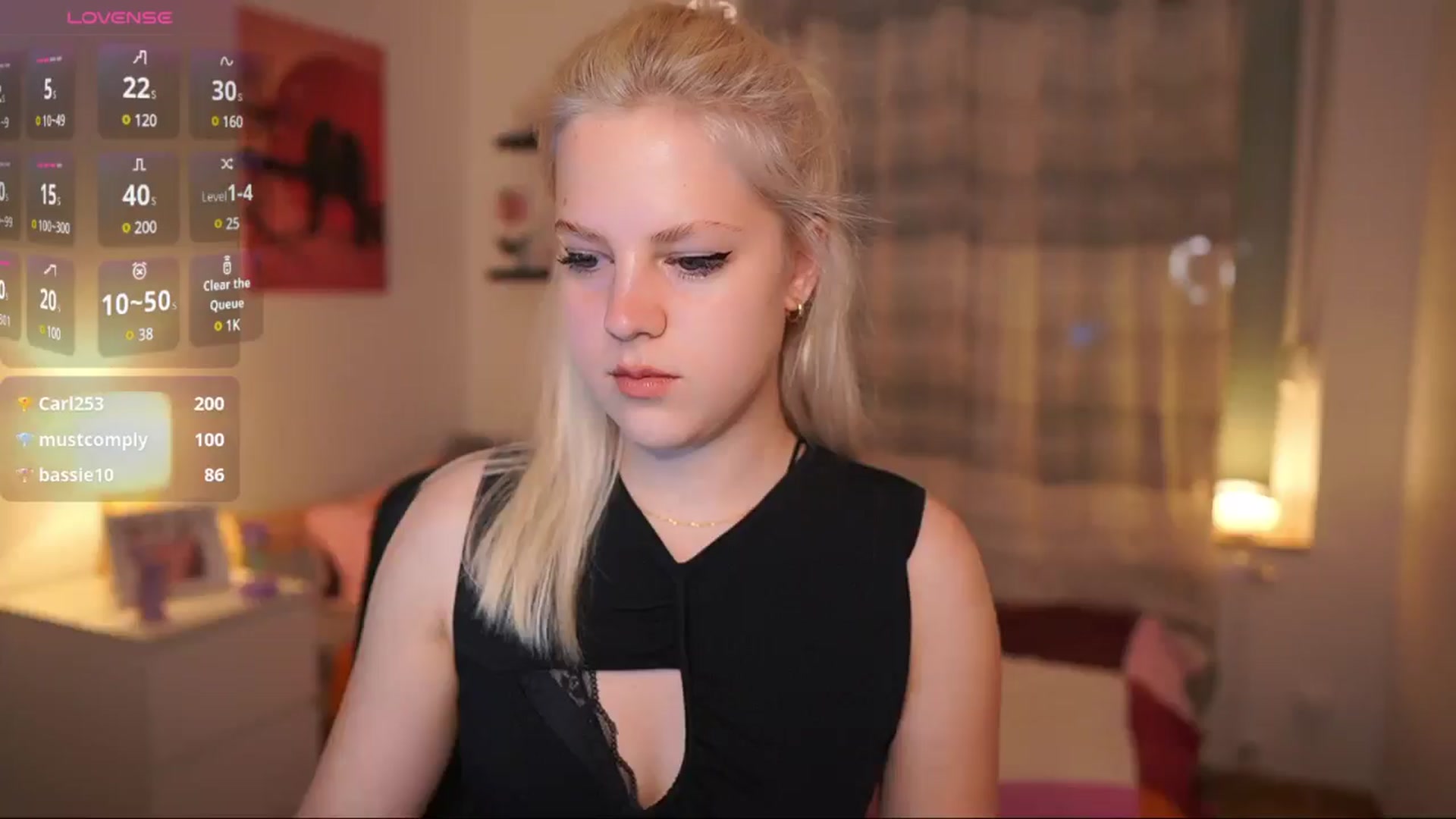 Gallery image thumbnail from Merrilyn__'s myfreecams stream on, 04/30/2025, 15:05 image 1 of 20