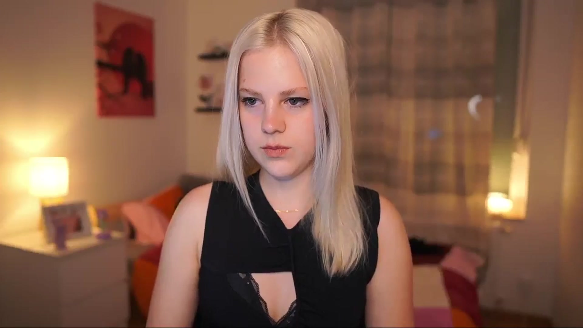 Gallery image thumbnail from Merrilyn__'s myfreecams stream on, 04/30/2025, 16:04 image 5 of 20