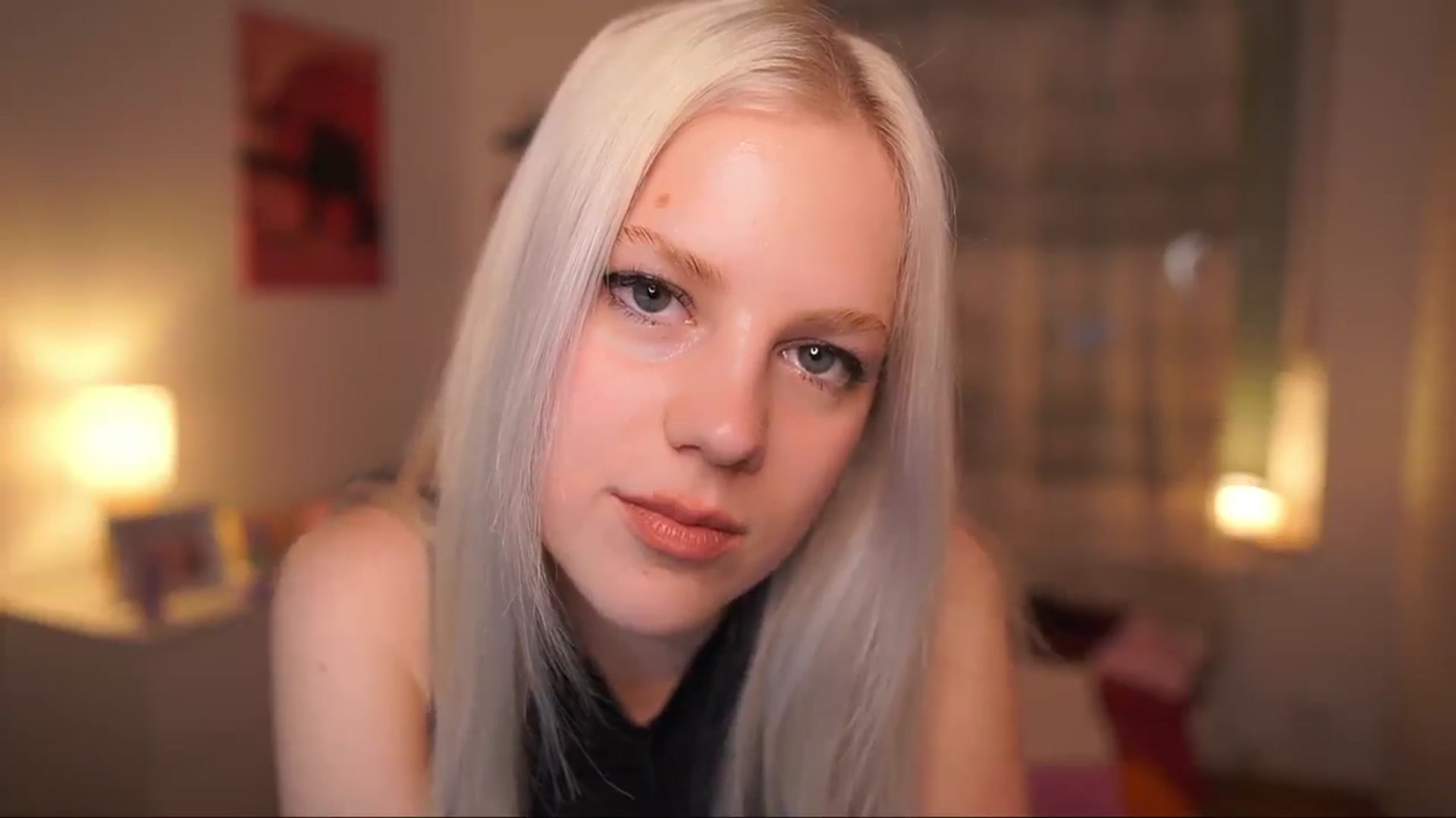 Gallery image thumbnail from Merrilyn__'s myfreecams stream on, 04/30/2025, 16:59 image 4 of 20