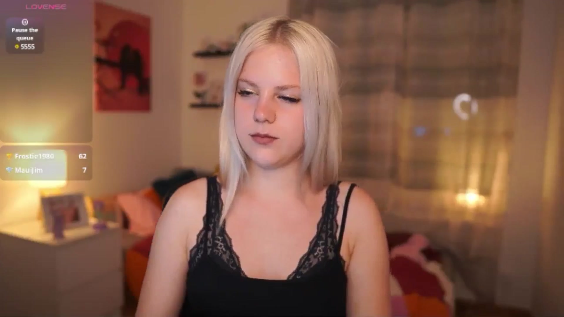 Gallery image thumbnail from Merrilyn__'s myfreecams stream on, 05/05/2025, 14:13 image 6 of 20