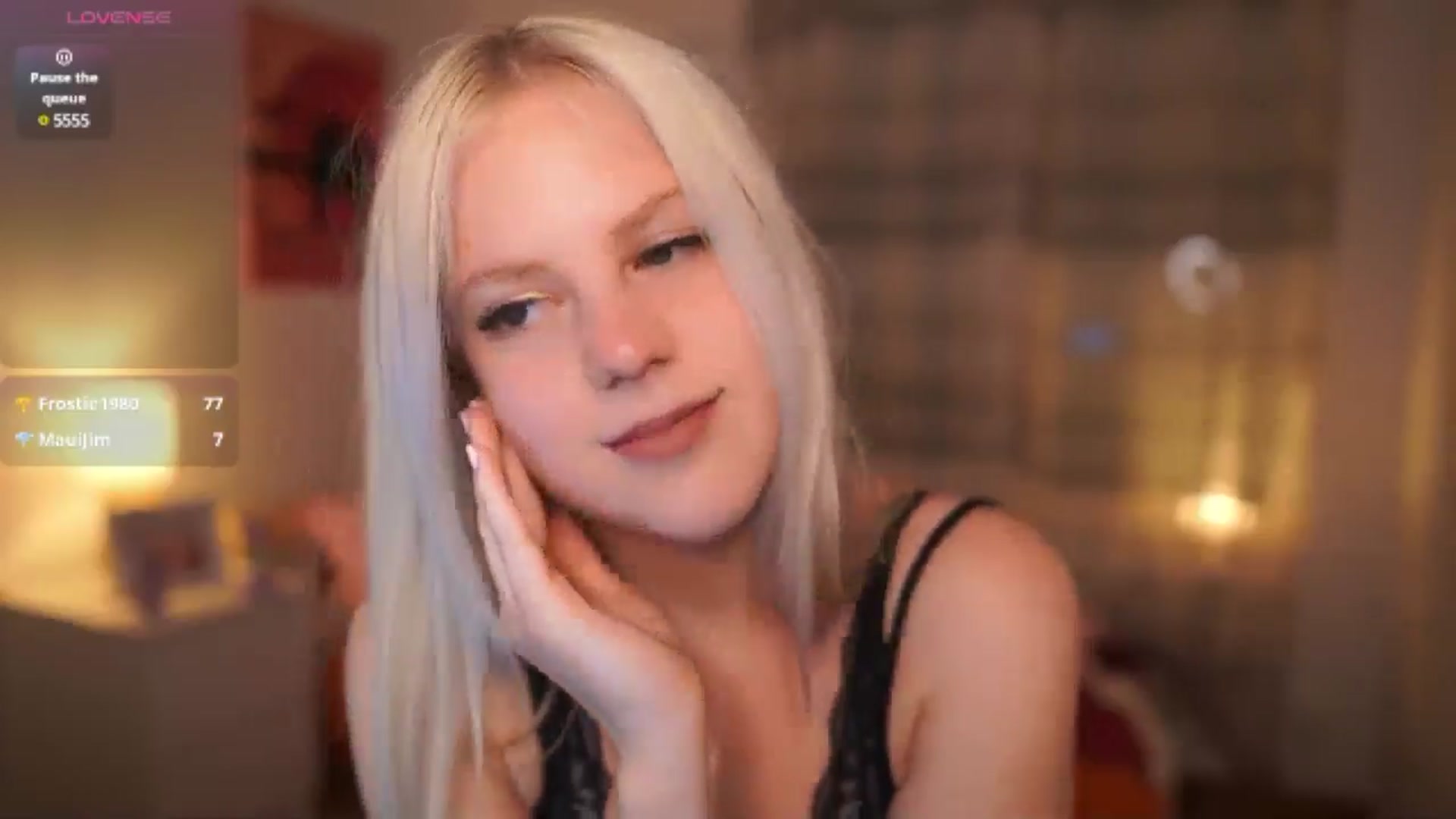 Gallery image thumbnail from Merrilyn__'s myfreecams stream on, 05/05/2025, 14:13 image 7 of 20