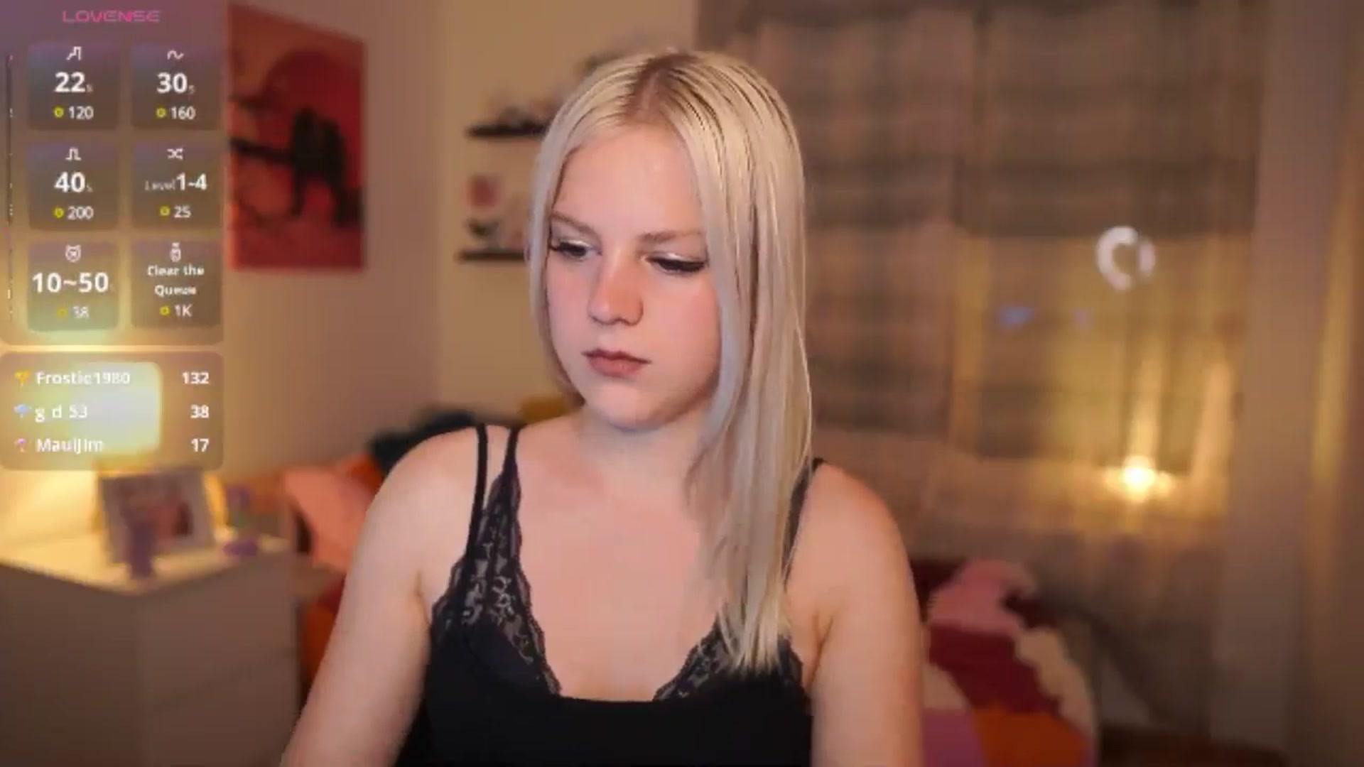 Gallery image thumbnail from Merrilyn__'s myfreecams stream on, 05/05/2025, 14:56 image 7 of 20