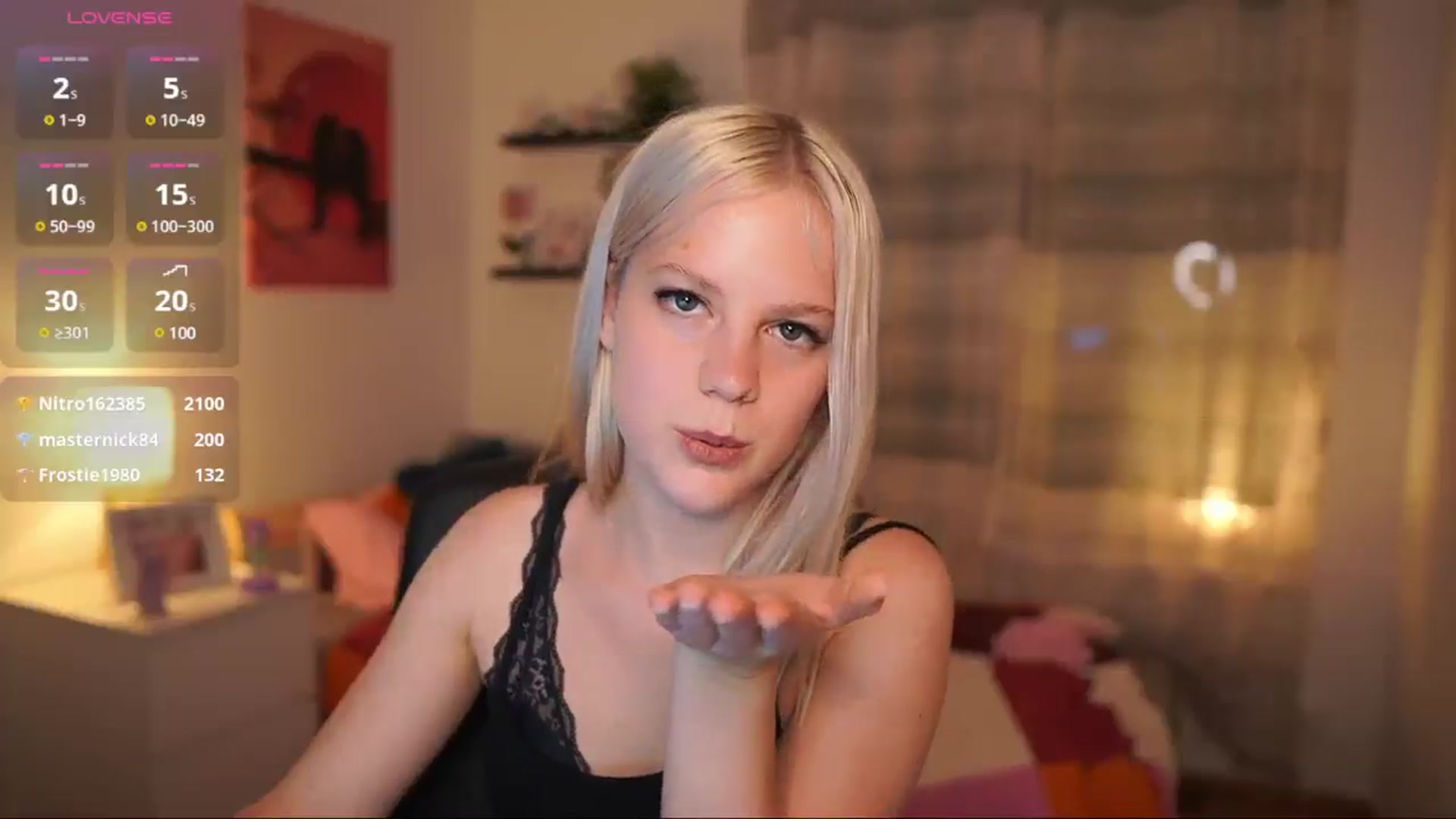 Gallery image thumbnail from Merrilyn__'s myfreecams stream on, 05/05/2025, 17:33 image 15 of 20
