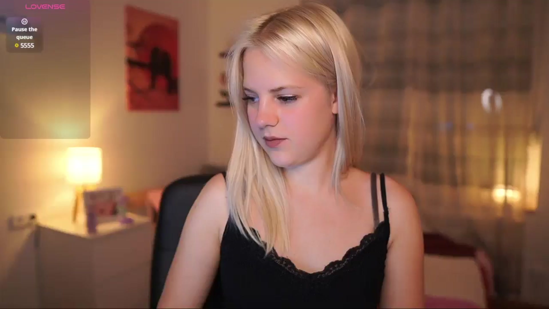Gallery image thumbnail from Merrilyn__'s myfreecams stream on, 05/07/2025, 15:10 image 8 of 20