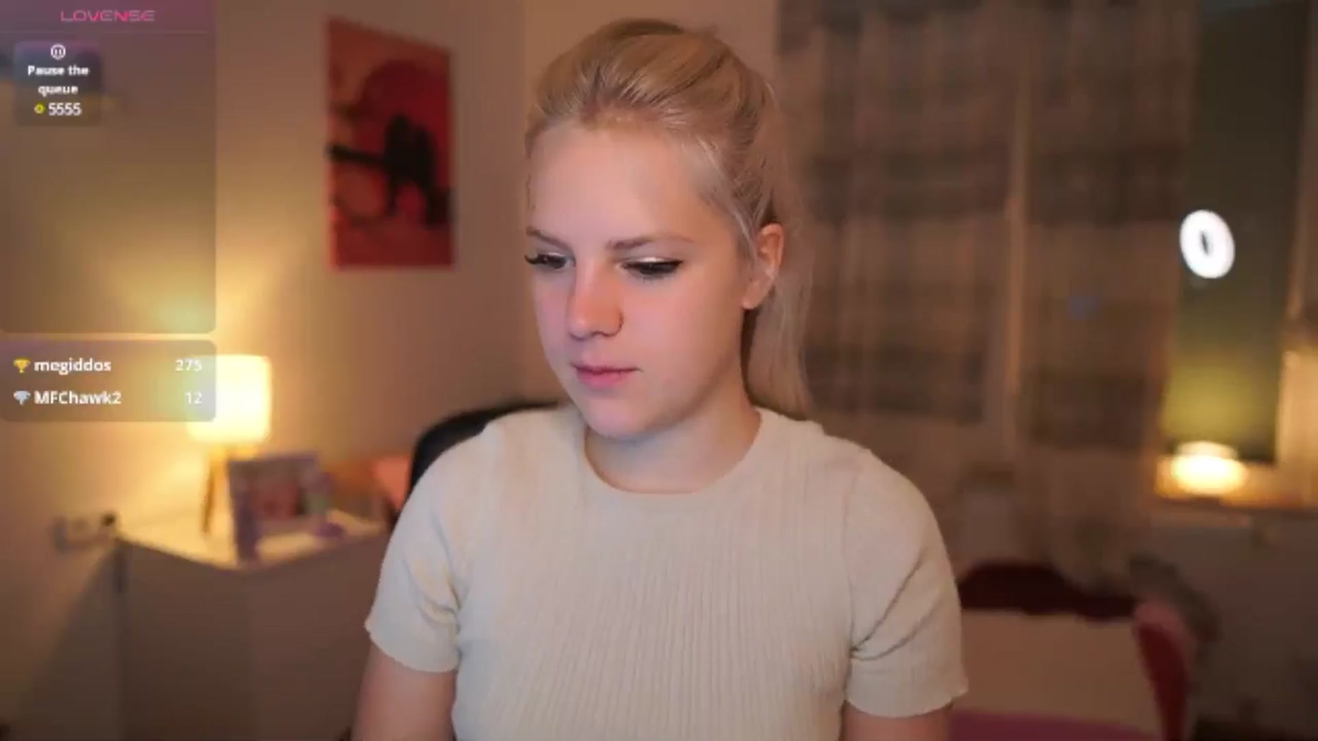 Gallery image thumbnail from Merrilyn__'s myfreecams stream on, 05/13/2025, 14:24 image 10 of 20