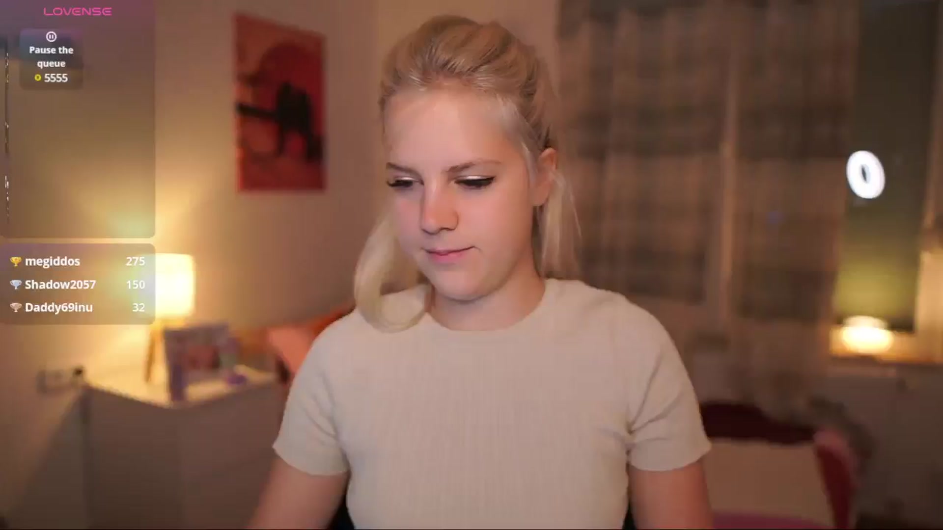 Gallery image thumbnail from Merrilyn__'s myfreecams stream on, 05/13/2025, 15:33 image 4 of 20