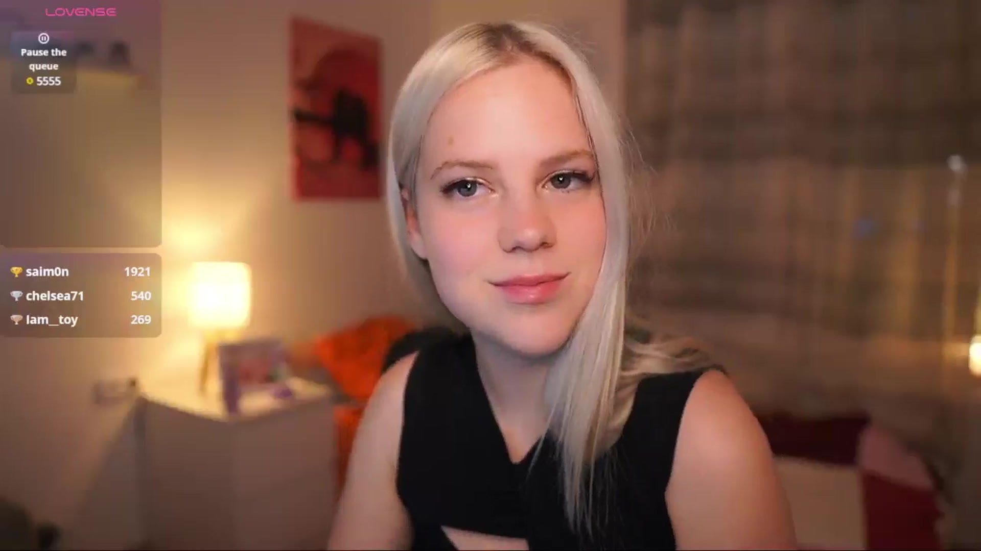 Gallery image thumbnail from Merrilyn__'s myfreecams stream on, 05/14/2025, 16:37 image 8 of 20