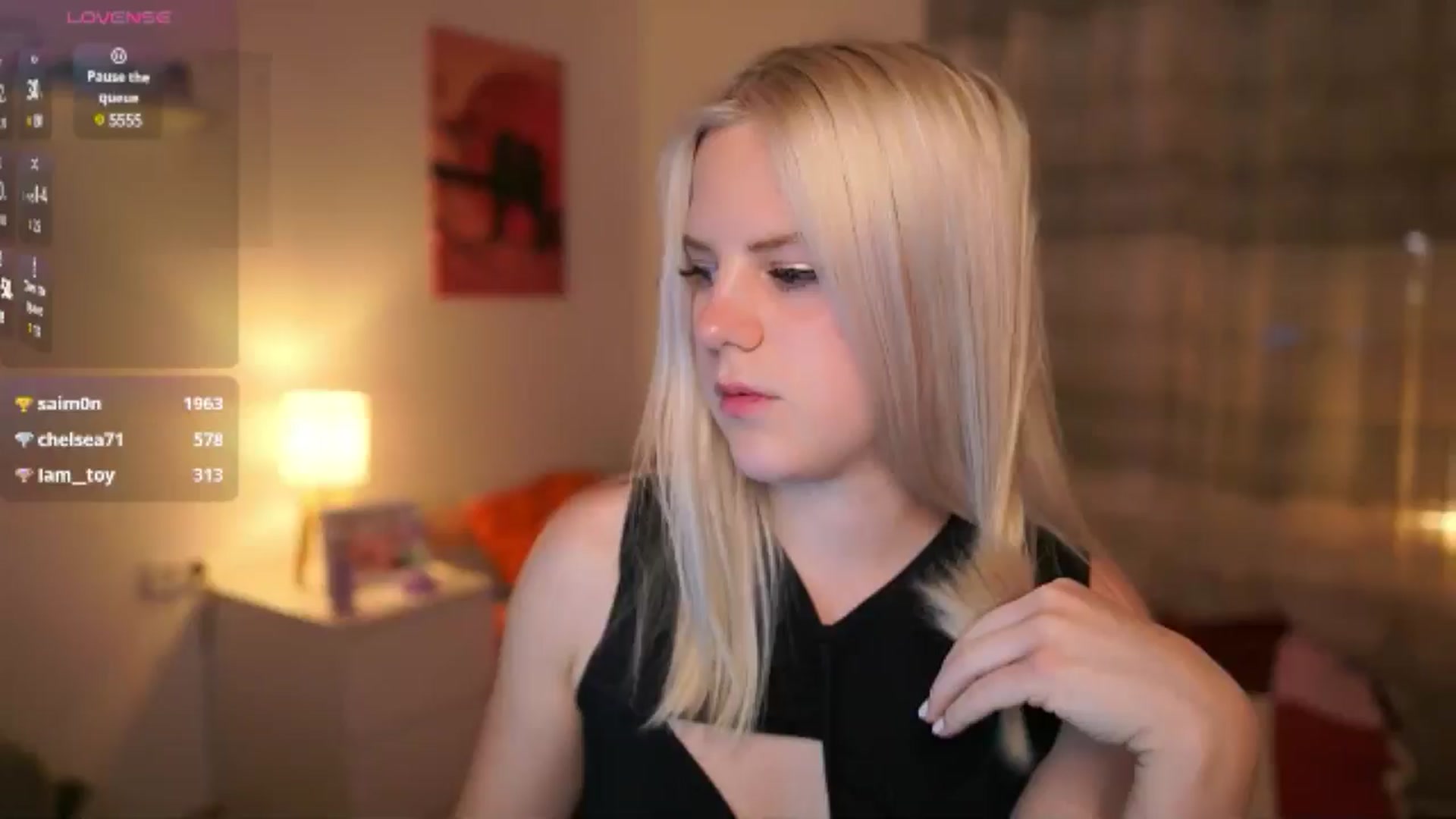 Gallery image thumbnail from Merrilyn__'s myfreecams stream on, 05/14/2025, 18:08 image 9 of 20