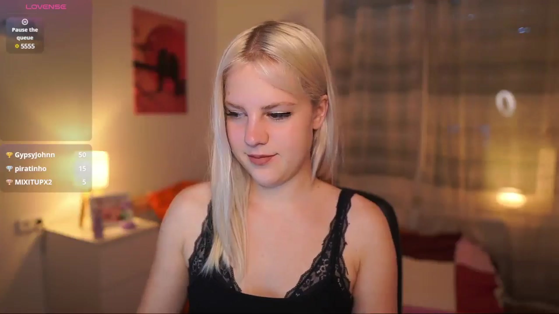 Gallery image thumbnail from Merrilyn__'s myfreecams stream on, 05/15/2025, 13:31 image 16 of 20