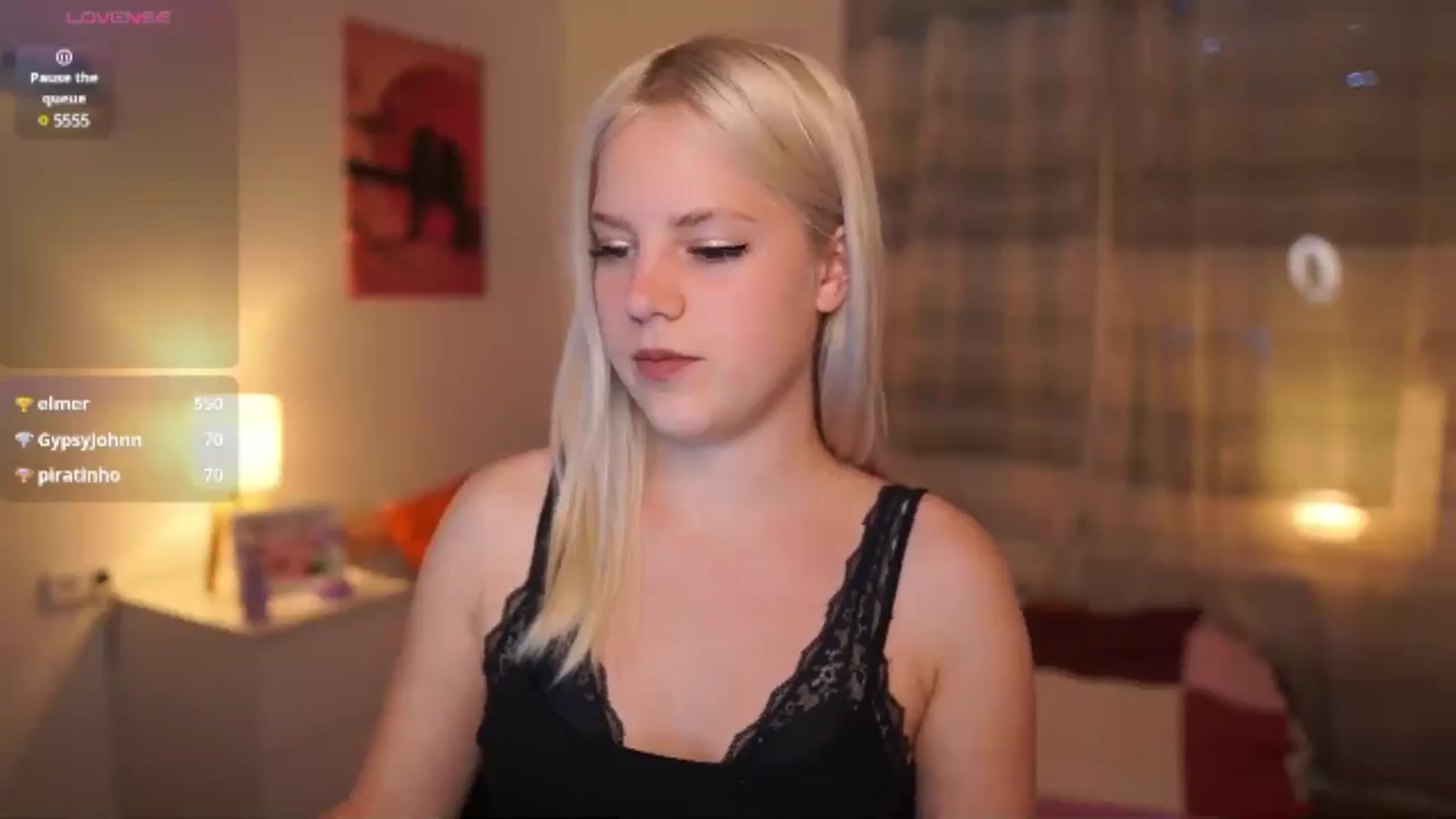Gallery image thumbnail from Merrilyn__'s myfreecams stream on, 05/15/2025, 16:22 image 8 of 20