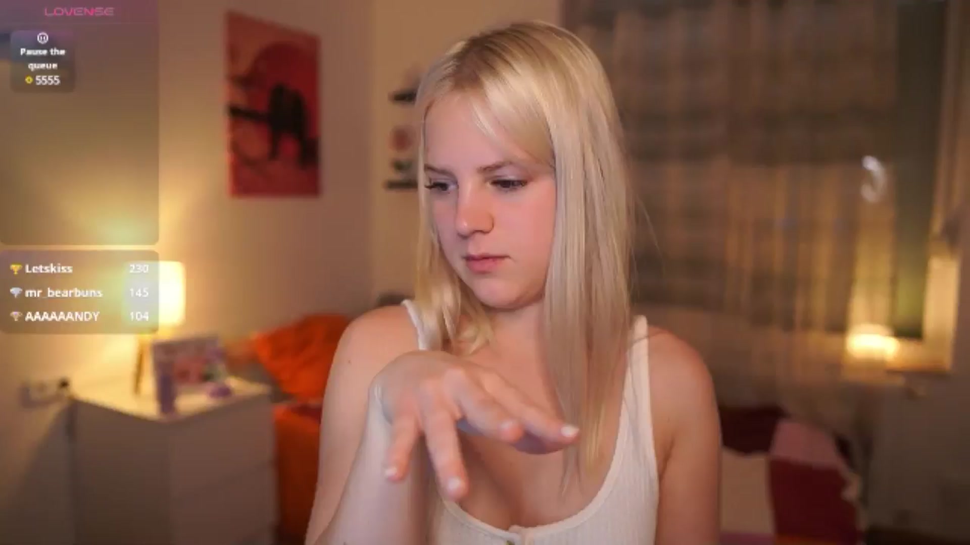 Gallery image thumbnail from Merrilyn__'s myfreecams stream on, 05/16/2025, 11:55 image 7 of 20