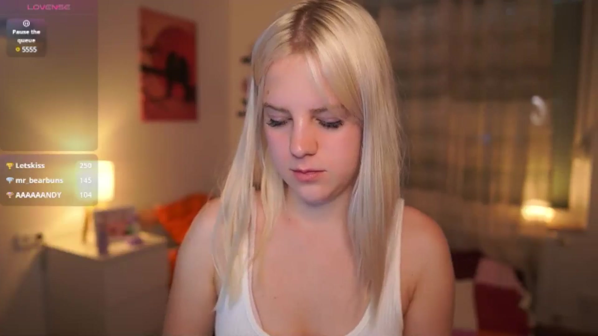 Gallery image thumbnail from Merrilyn__'s myfreecams stream on, 05/16/2025, 11:55 image 9 of 20