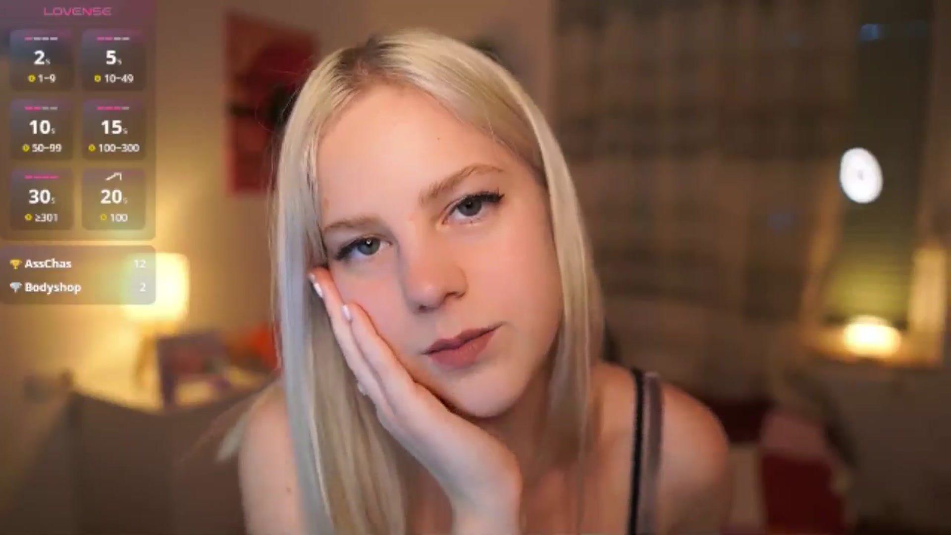 Gallery image thumbnail from Merrilyn__'s myfreecams stream on, 05/20/2025, 17:20 image 18 of 20