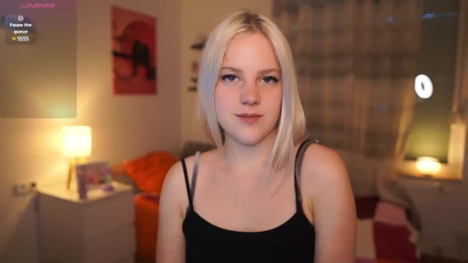 Gallery image thumbnail from Merrilyn__'s myfreecams stream on, 05/20/2025, 17:20 image 1 of 20