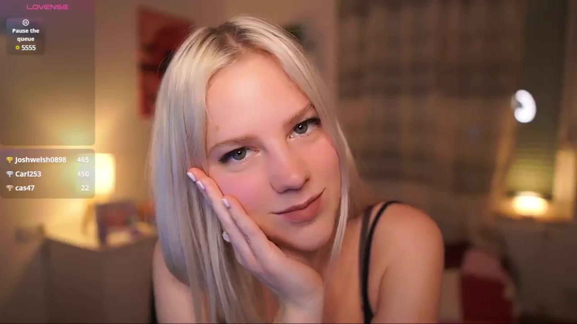 Gallery image thumbnail from Merrilyn__'s myfreecams stream on, 05/20/2025, 18:23 image 20 of 20