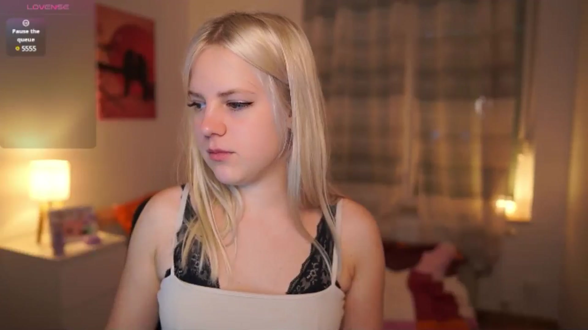 Gallery image thumbnail from Merrilyn__'s myfreecams stream on, 05/21/2025, 14:18 image 2 of 20