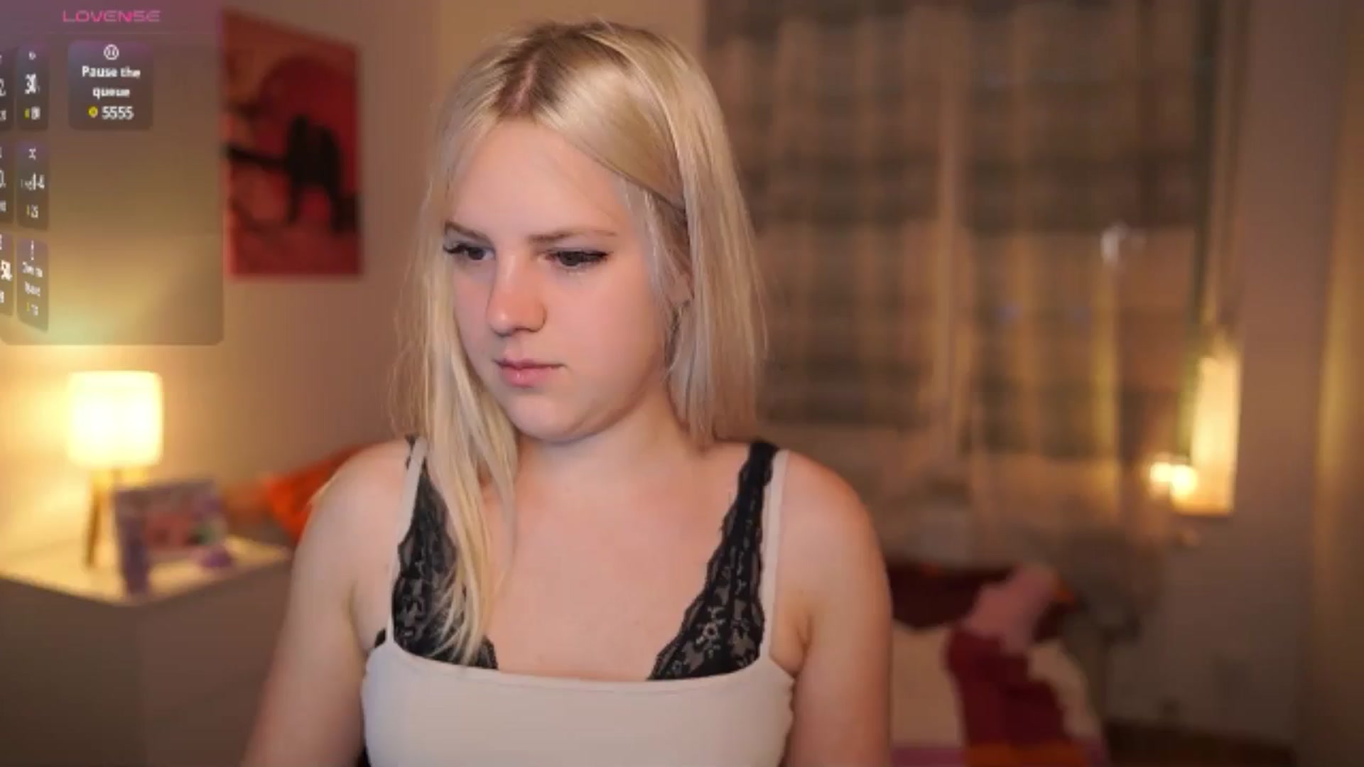 Gallery image thumbnail from Merrilyn__'s myfreecams stream on, 05/21/2025, 14:18 image 1 of 20