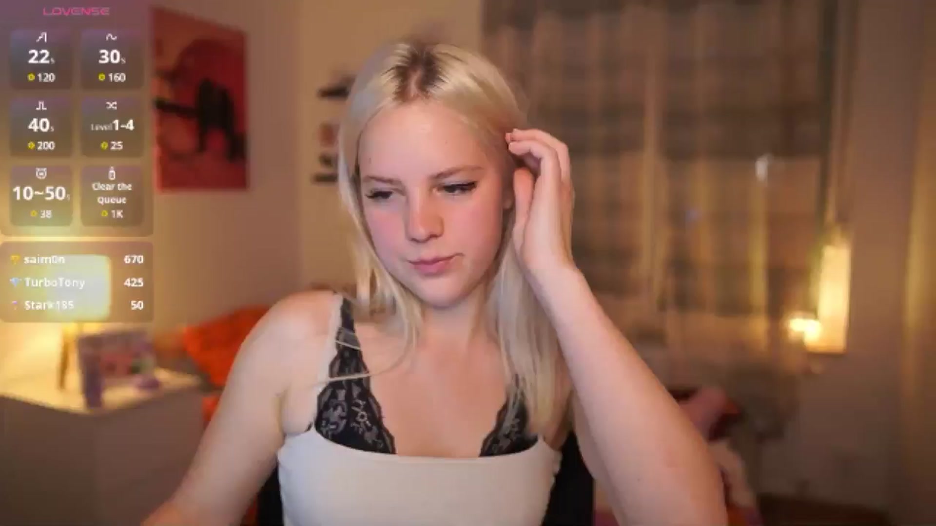 Gallery image thumbnail from Merrilyn__'s myfreecams stream on, 05/21/2025, 15:46 image 9 of 20