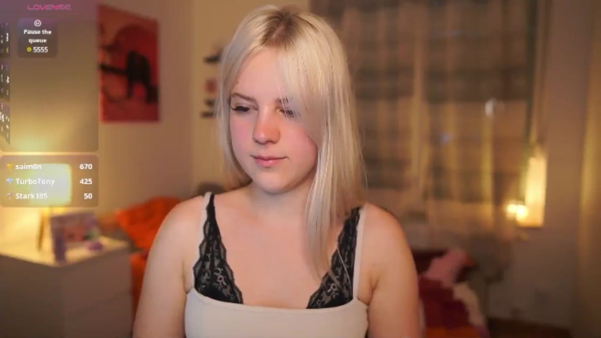 Gallery image thumbnail from Merrilyn__'s myfreecams stream on, 05/21/2025, 15:46 image 11 of 20