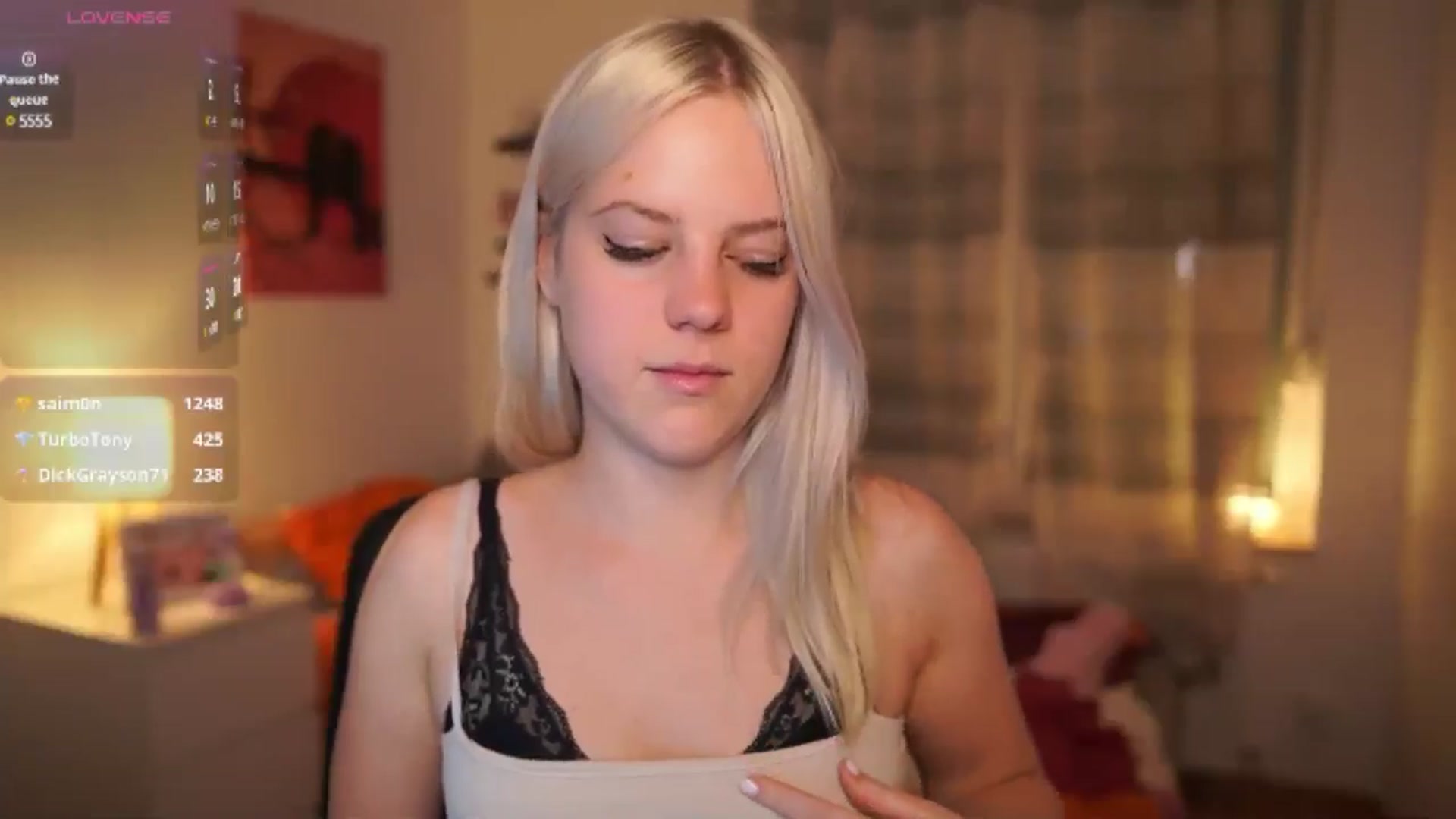 Gallery image thumbnail from Merrilyn__'s myfreecams stream on, 05/21/2025, 16:59 image 19 of 20