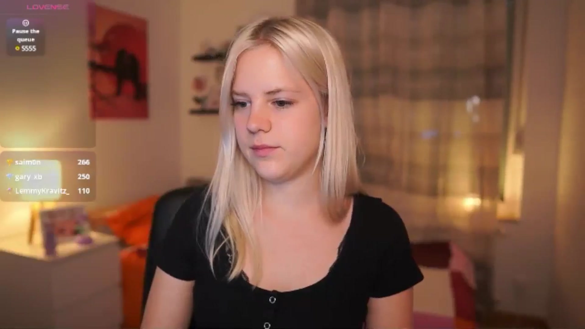 Gallery image thumbnail from Merrilyn__'s myfreecams stream on, 05/26/2025, 16:20 image 19 of 20