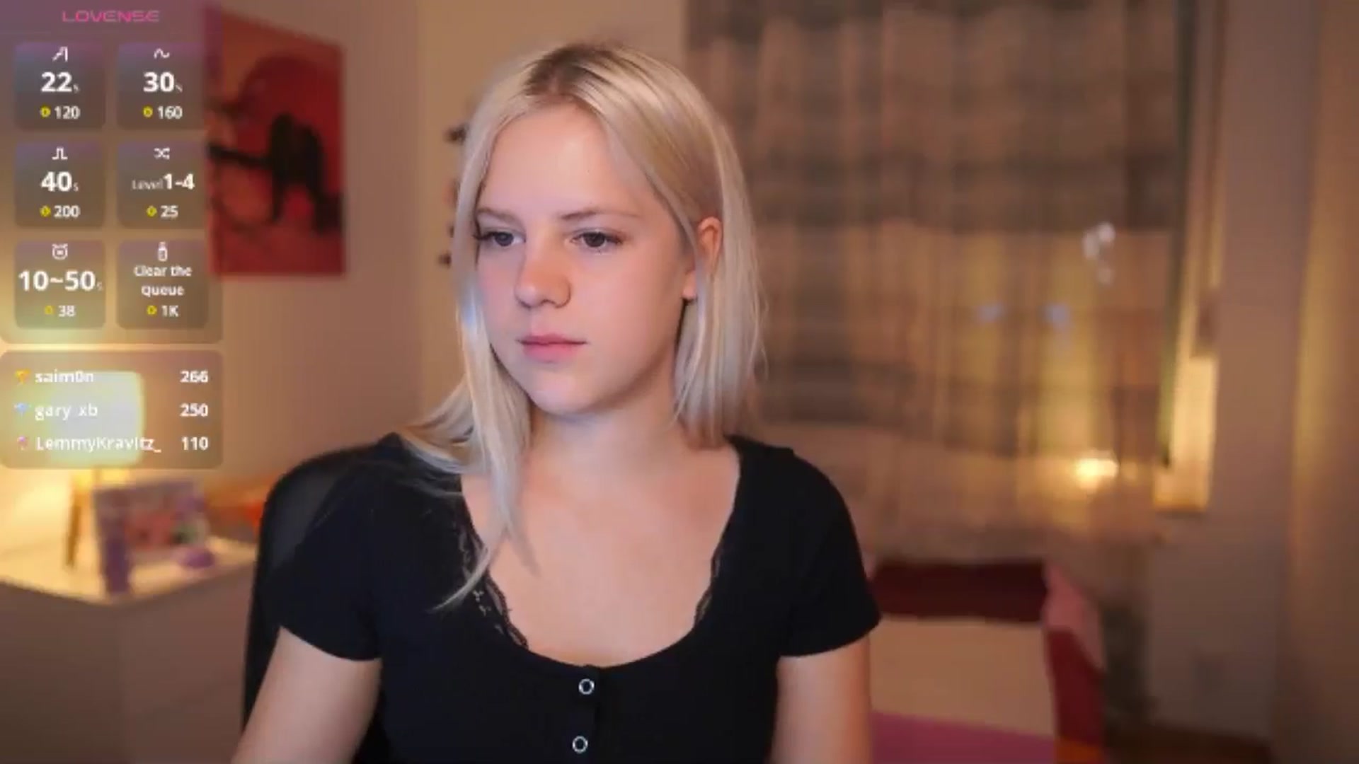 Gallery image thumbnail from Merrilyn__'s myfreecams stream on, 05/26/2025, 16:20 image 14 of 20