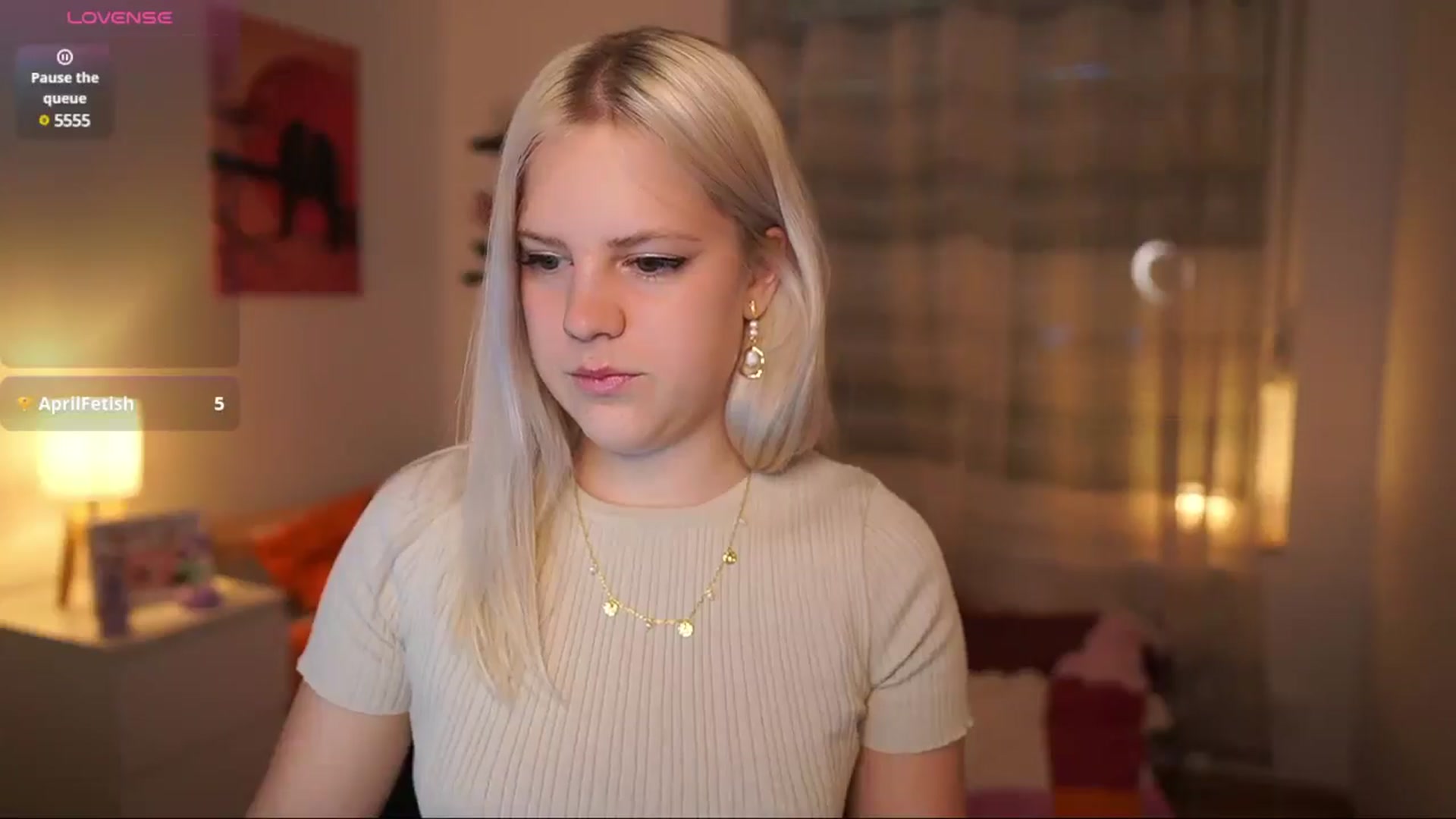 Gallery image thumbnail from Merrilyn__'s myfreecams stream on, 05/27/2025, 15:41 image 2 of 20
