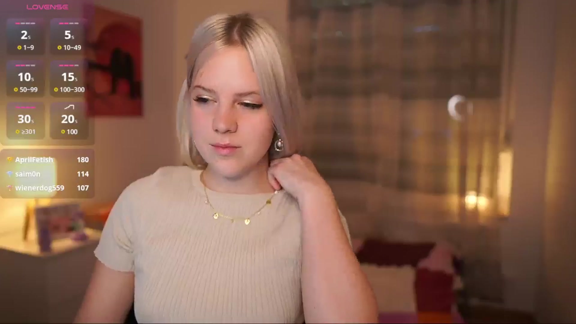 Gallery image thumbnail from Merrilyn__'s myfreecams stream on, 05/27/2025, 15:41 image 18 of 20