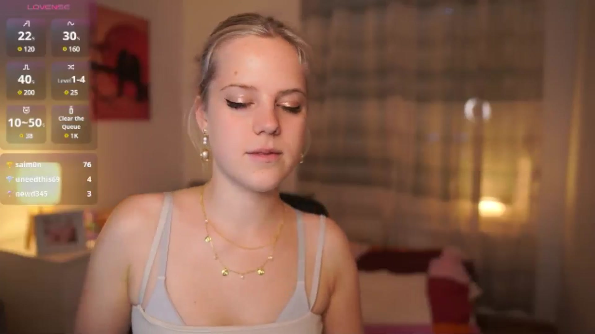 Gallery image thumbnail from Merrilyn__'s myfreecams stream on, 05/28/2025, 14:42 image 15 of 20