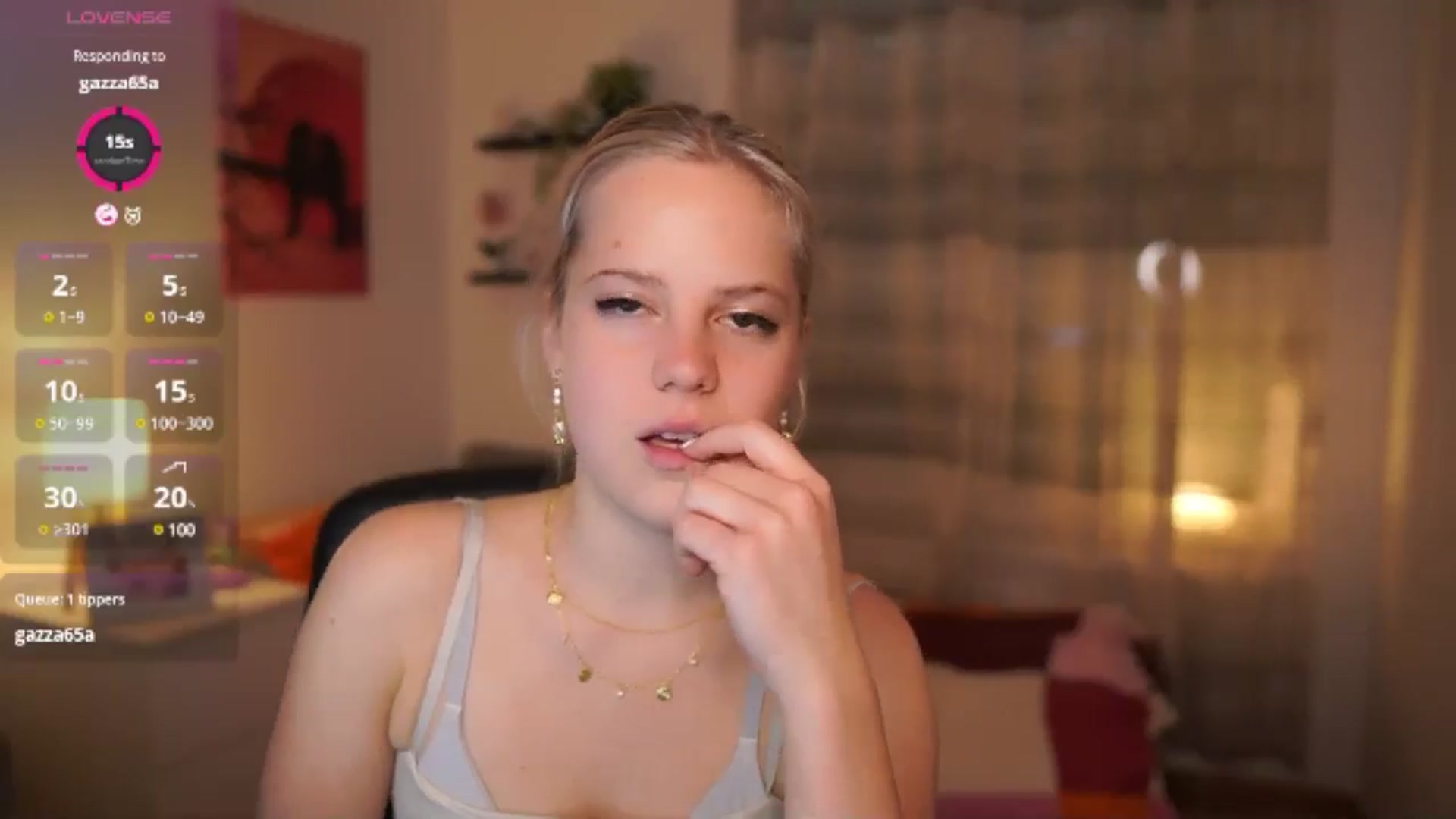 Gallery image thumbnail from Merrilyn__'s myfreecams stream on, 05/28/2025, 14:42 image 8 of 20