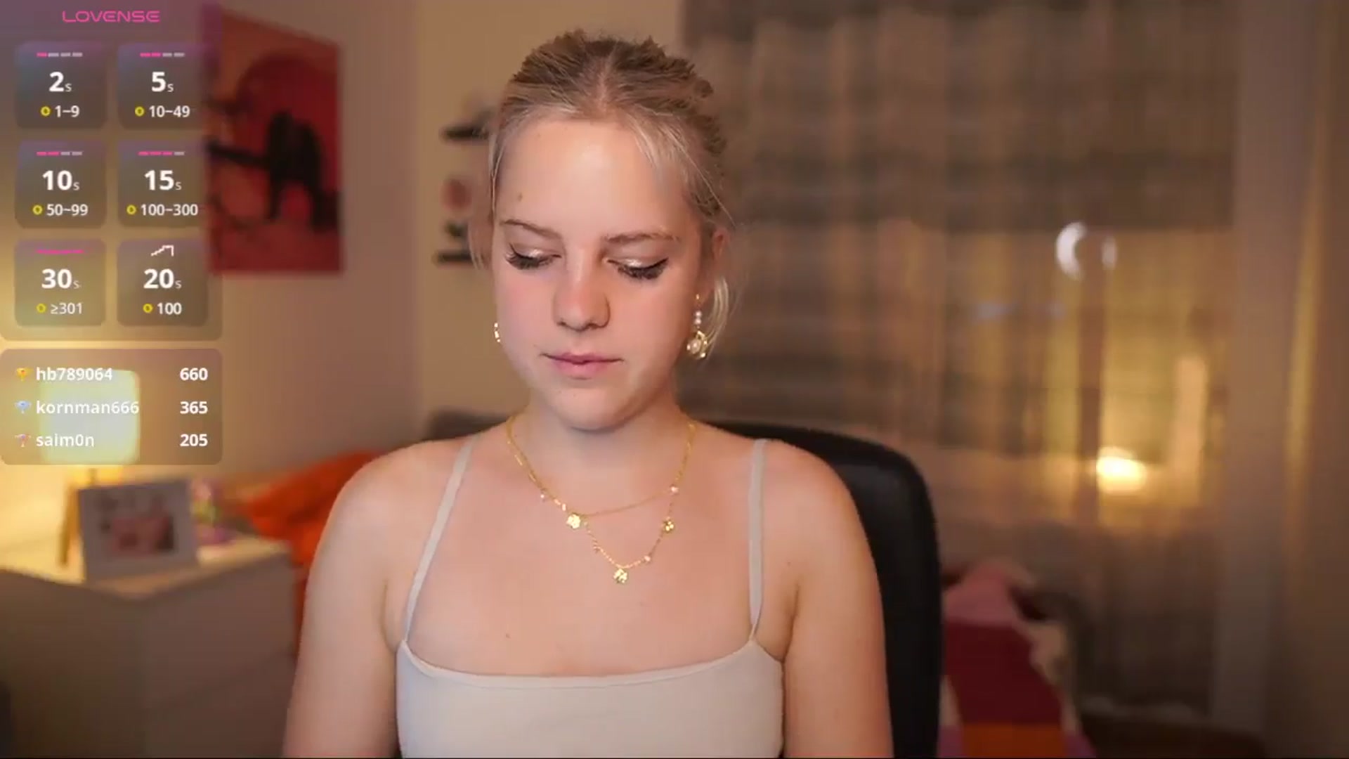 Gallery image thumbnail from Merrilyn__'s myfreecams stream on, 05/28/2025, 17:11 image 5 of 20