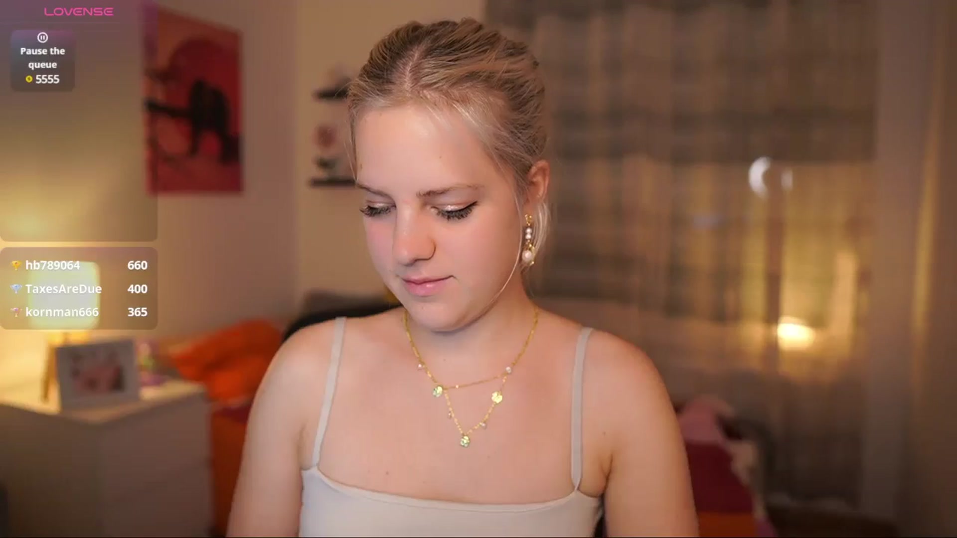 Gallery image thumbnail from Merrilyn__'s myfreecams stream on, 05/28/2025, 17:11 image 19 of 20