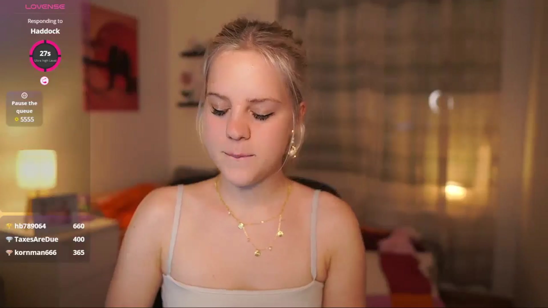 Gallery image thumbnail from Merrilyn__'s myfreecams stream on, 05/28/2025, 17:11 image 17 of 20