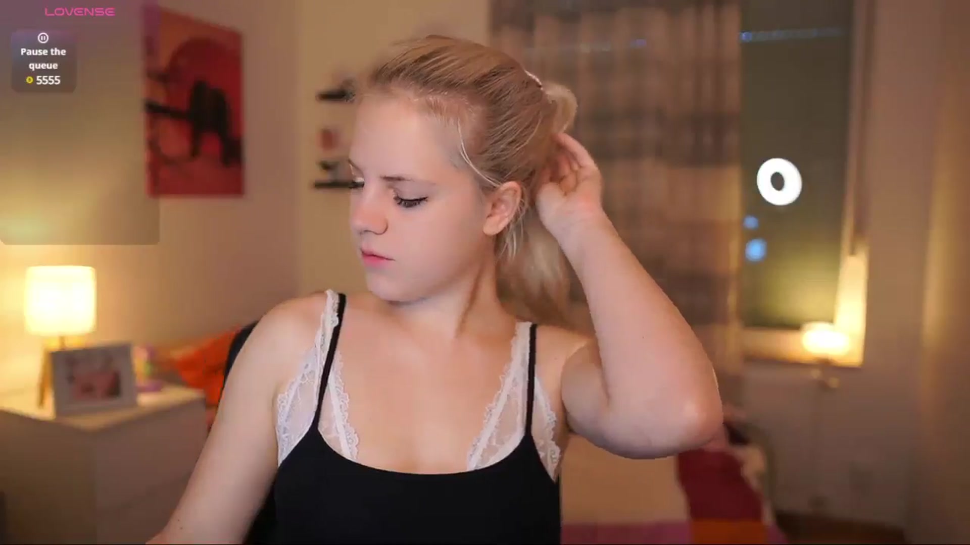 Gallery image thumbnail from Merrilyn__'s myfreecams stream on, 05/29/2025, 15:50 image 3 of 20