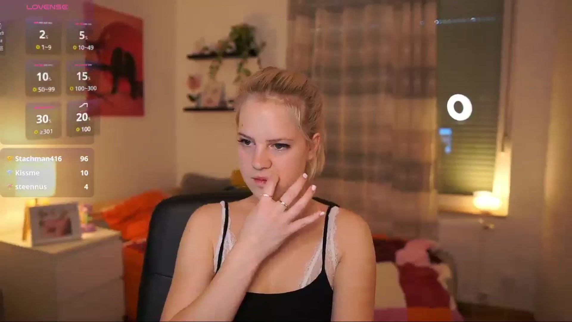Gallery image thumbnail from Merrilyn__'s myfreecams stream on, 05/29/2025, 15:50 image 10 of 20