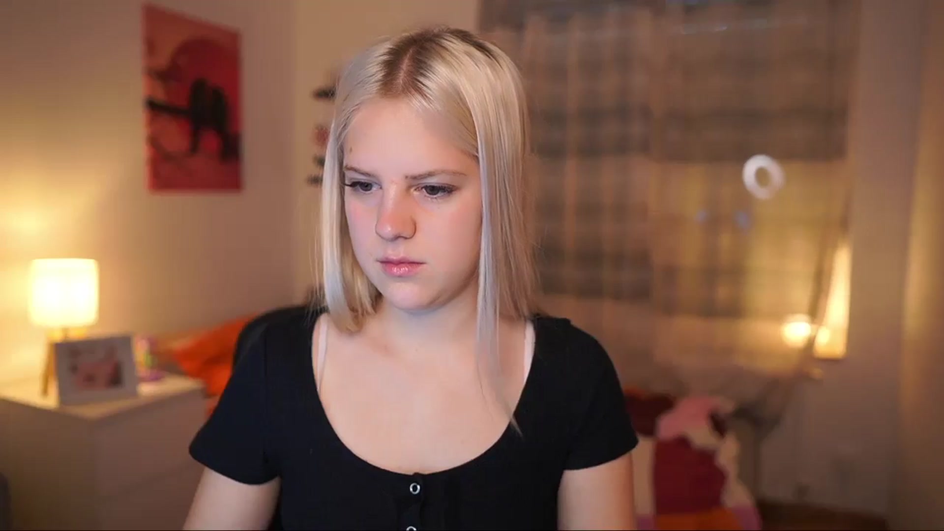 Gallery image thumbnail from Merrilyn__'s myfreecams stream on, 05/30/2025, 12:25 image 4 of 20